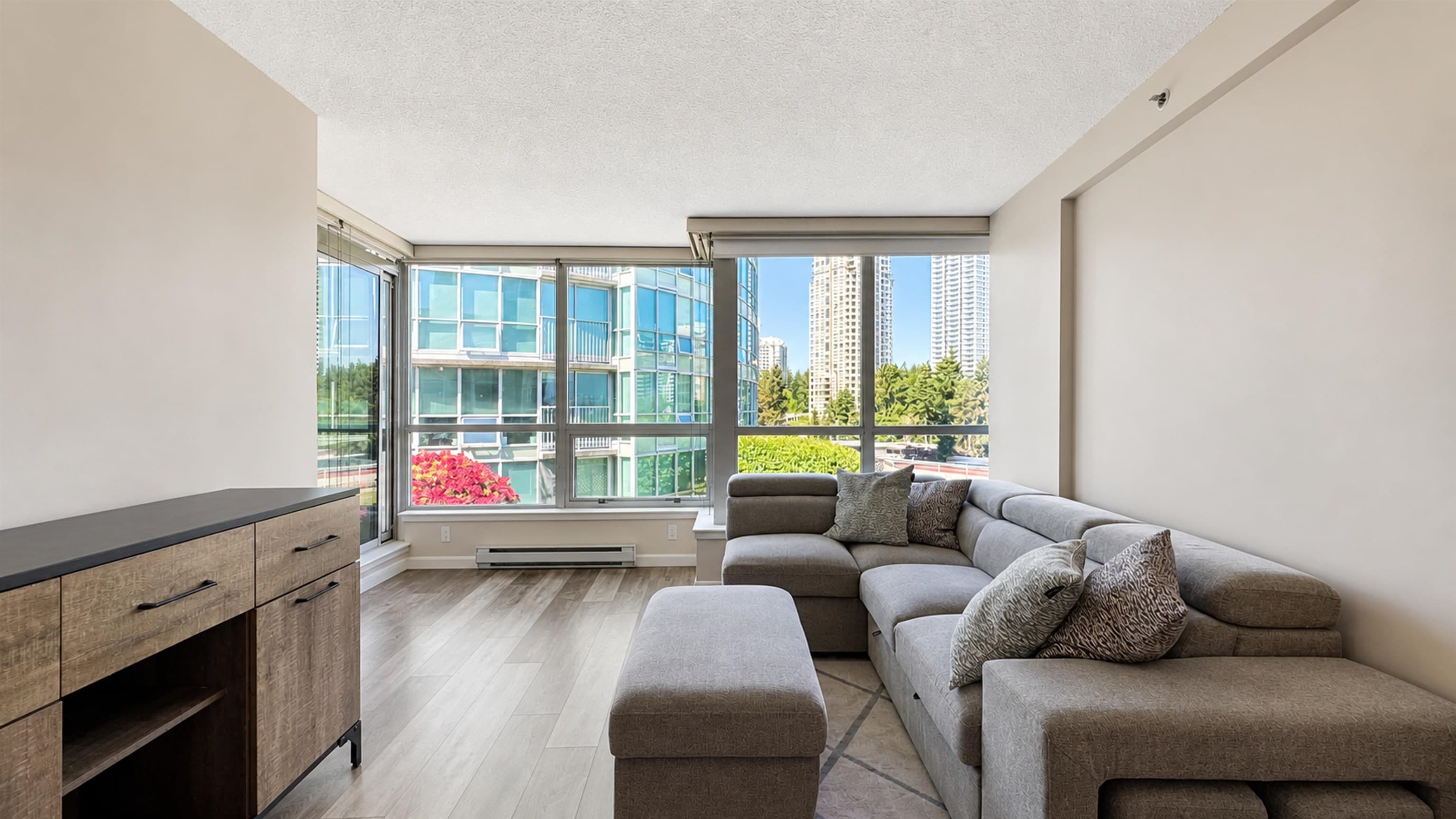 612 - 6028 Willingdon Avenue, Burnaby