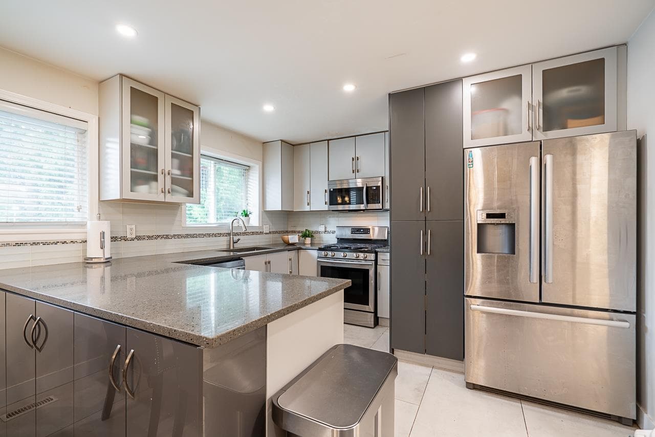 7802 139a Street, Surrey, V3W 5H4 — photo 4