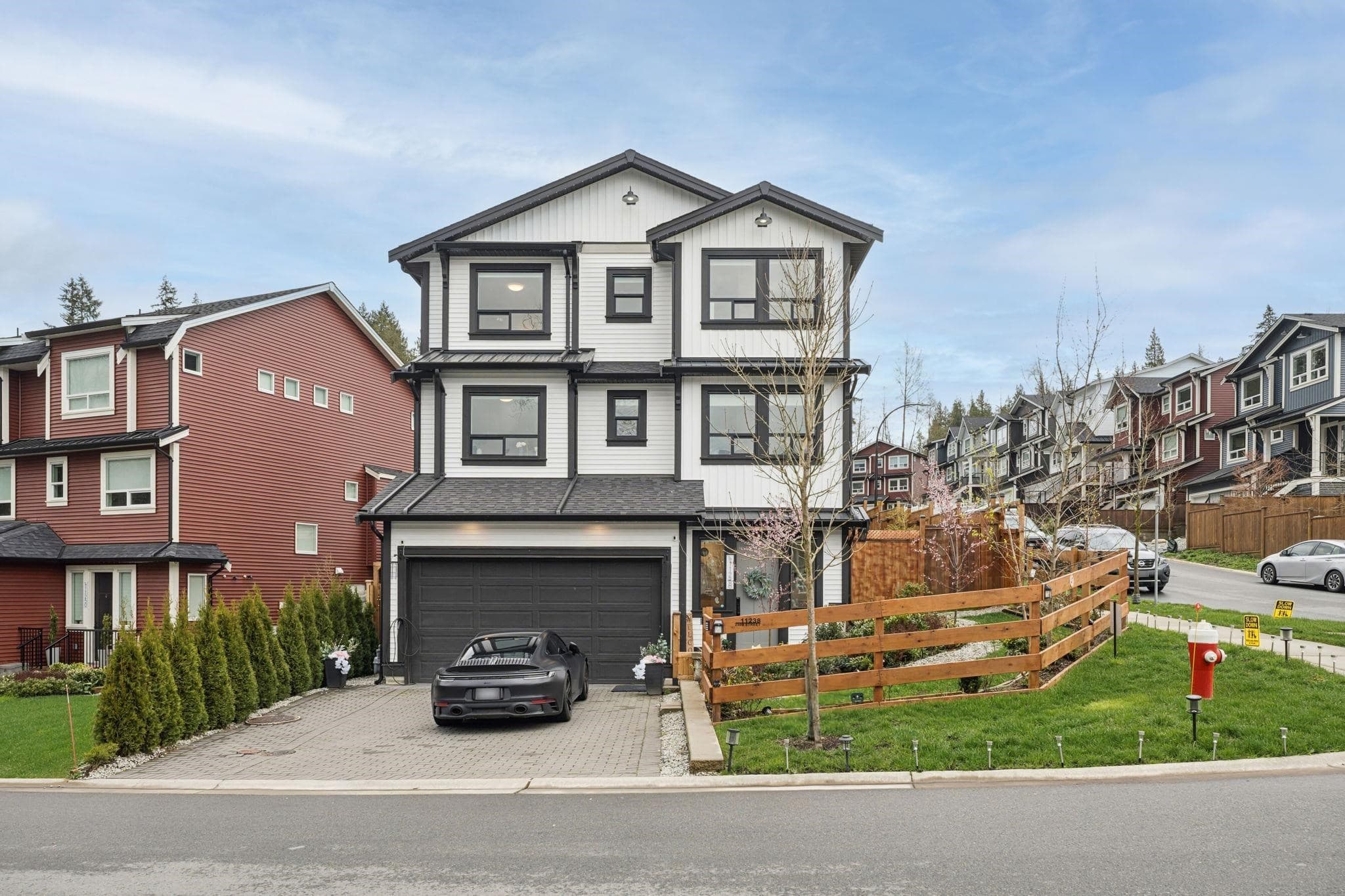 11238 250b Street, Maple Ridge, V2W 0K6 — photo 1