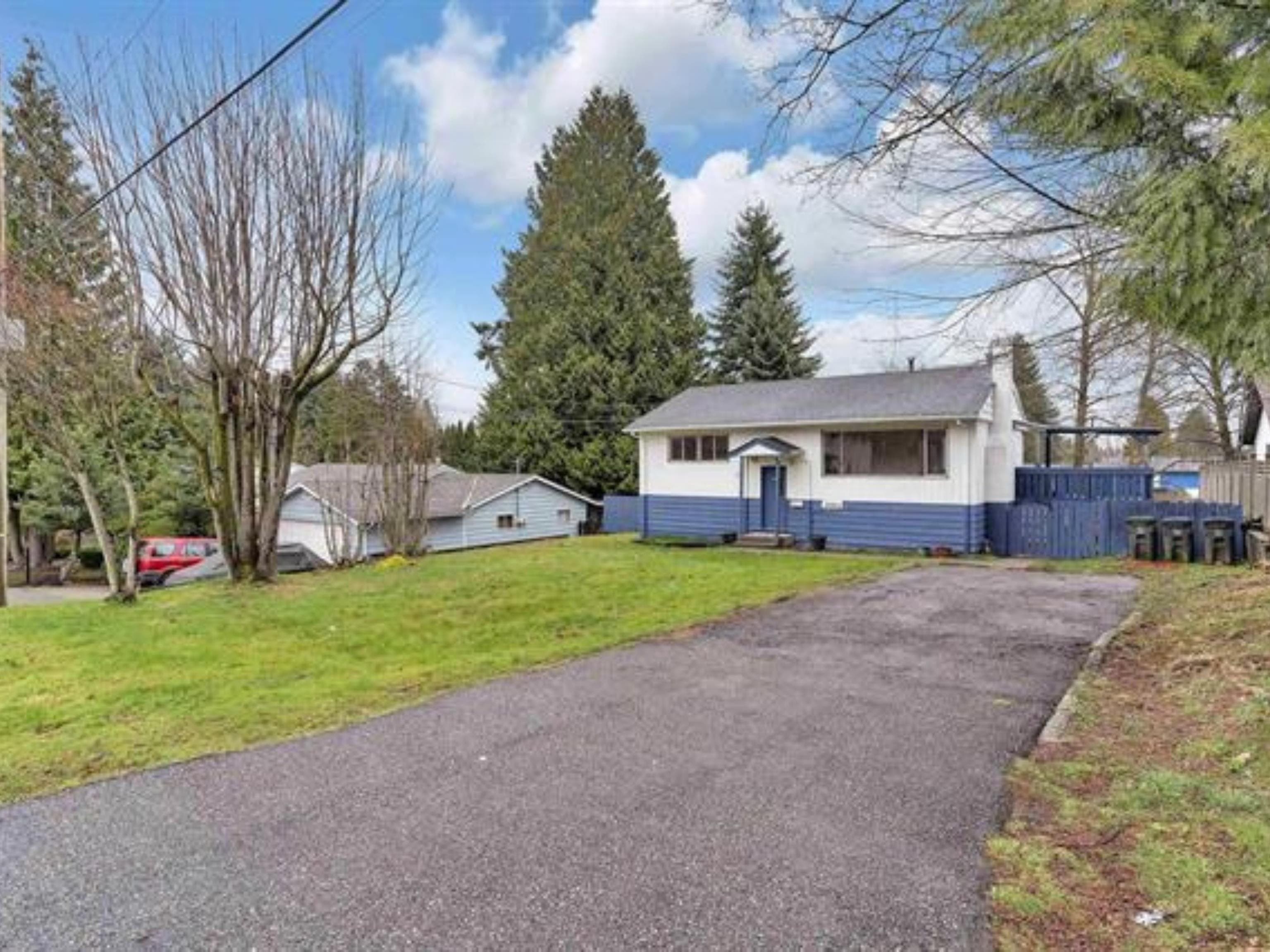 10464 154a Street, Surrey, V3R 4K1 — photo 2