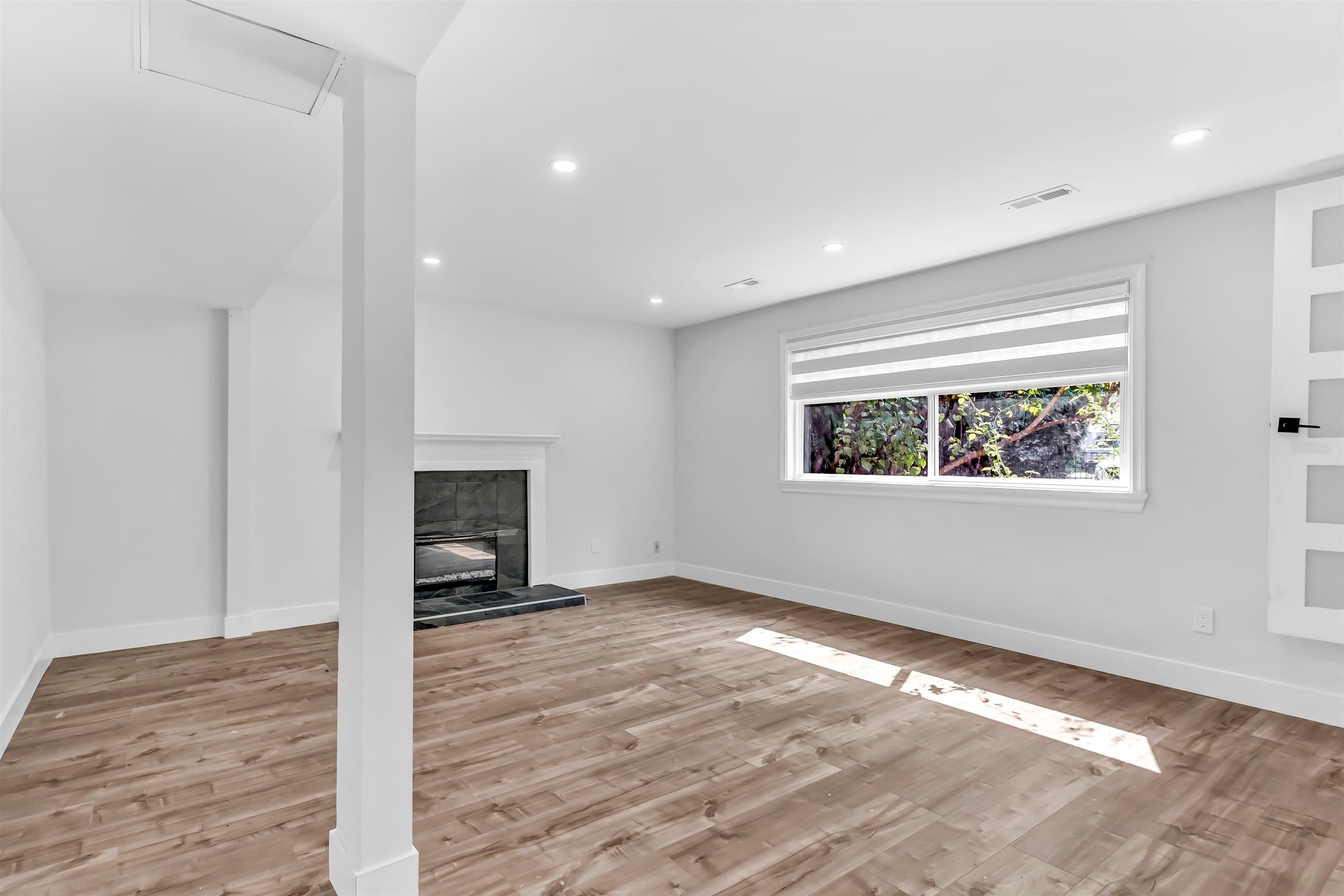 20431 40b Avenue, Langley, V3A 5M4 — photo 5