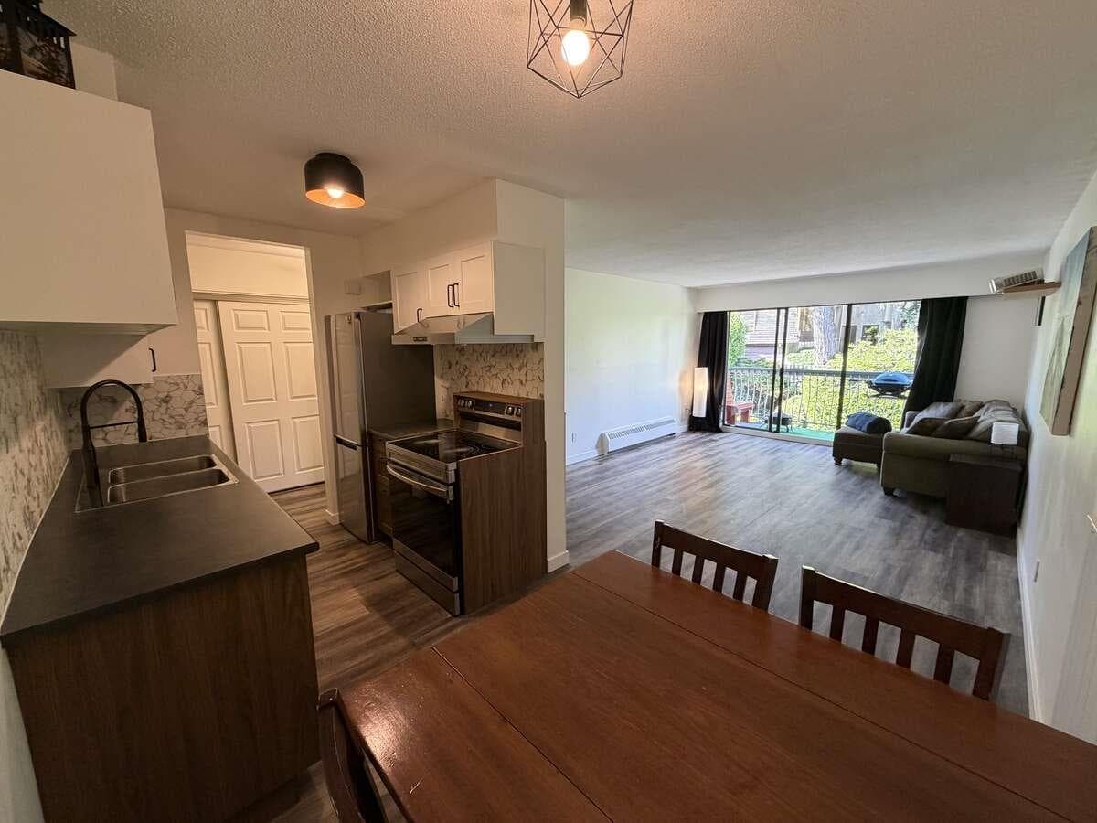208 - 1045 Howie Avenue, Coquitlam