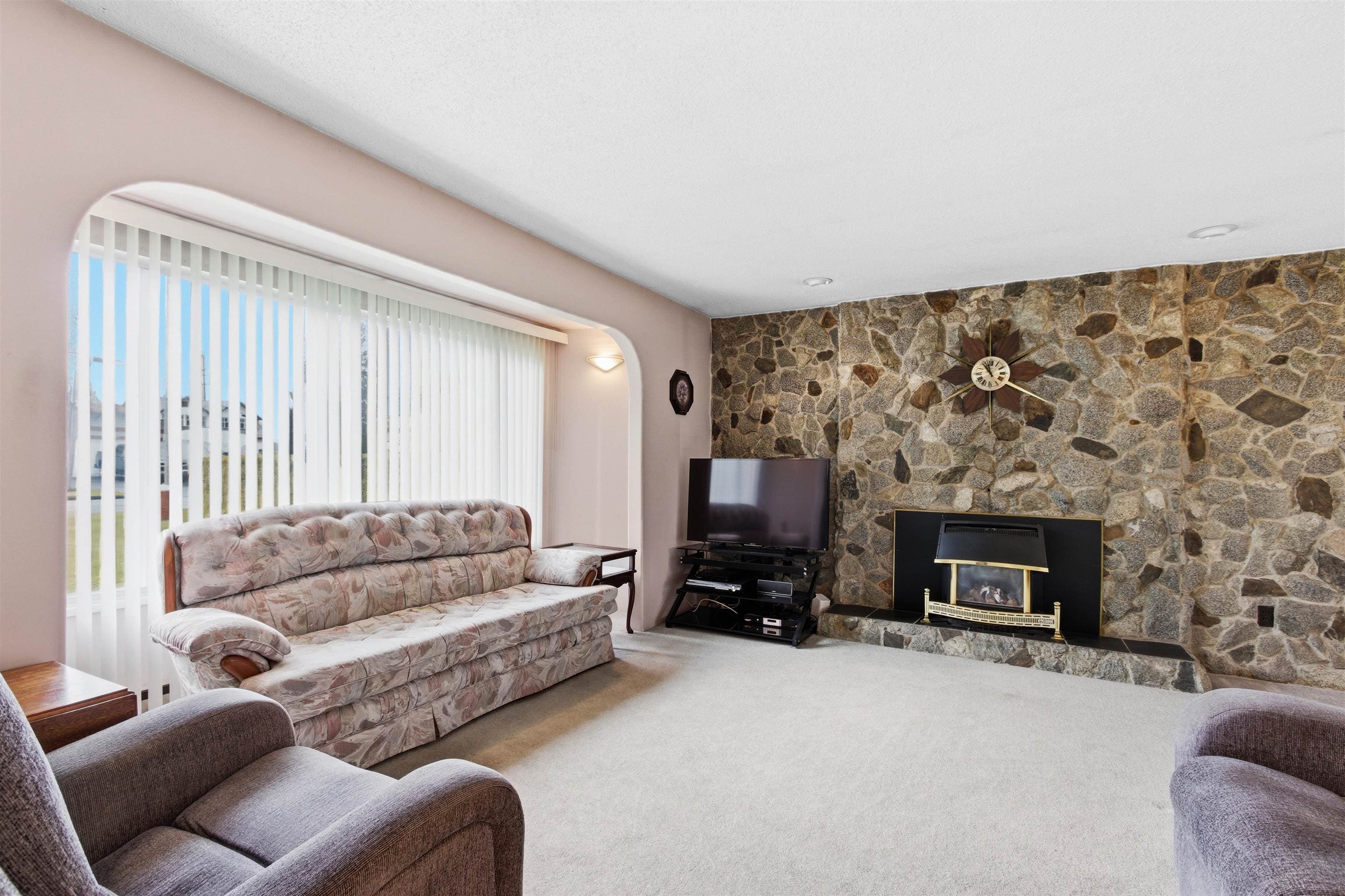 22641 Brown Avenue, Maple Ridge, V2X 3R6 — photo 3