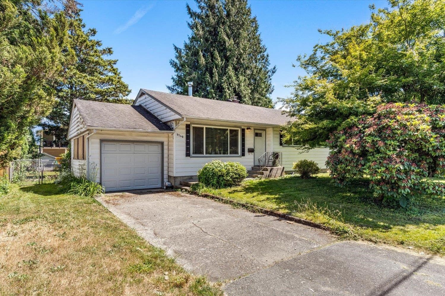 9740 Carleton Street, Chilliwack