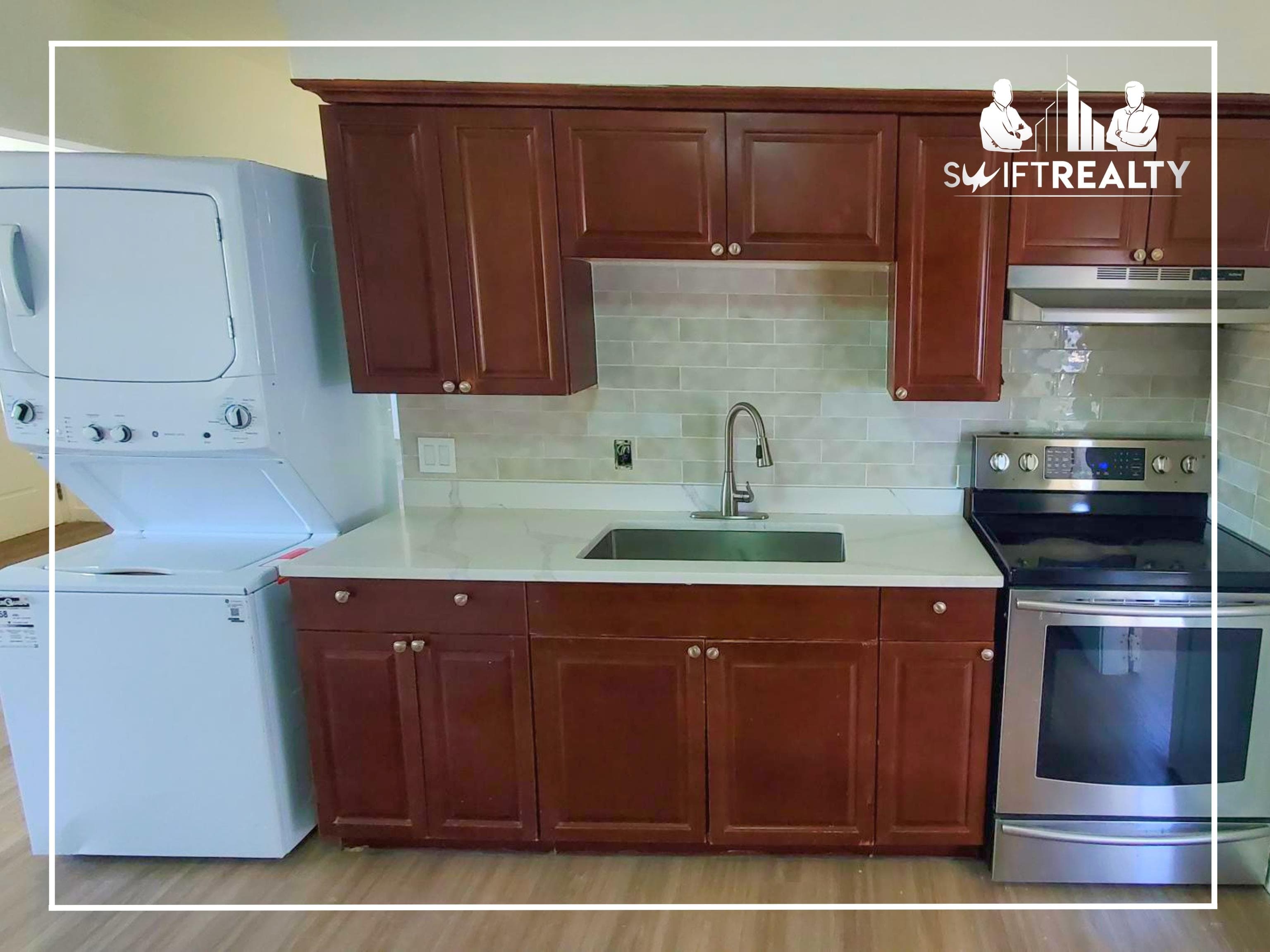 Main Level - 7429 Canada Way, Burnaby, V3N 3J7 — photo 5
