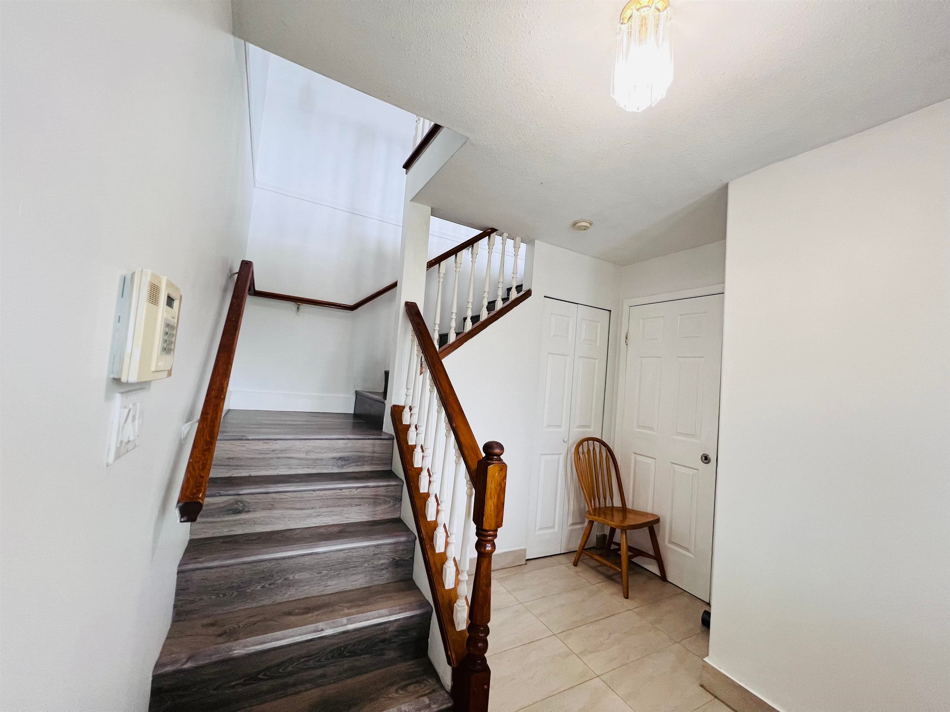 12751 115a Avenue, Surrey, V3V 3R3 — photo 4
