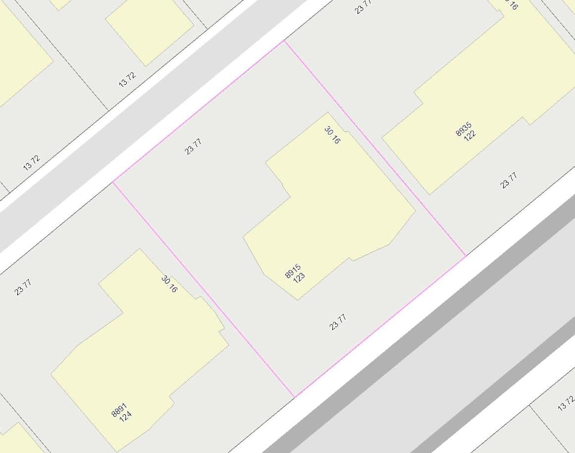 8915 Monroe Avenue, Burnaby
