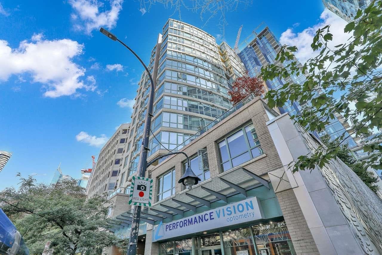 602 - 1238 Burrard Street, Vancouver, V6Z 3E1 — photo 2