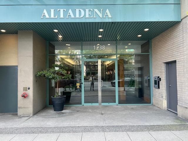 602 - 1238 Burrard Street, Vancouver, V6Z 3E1 — photo 3