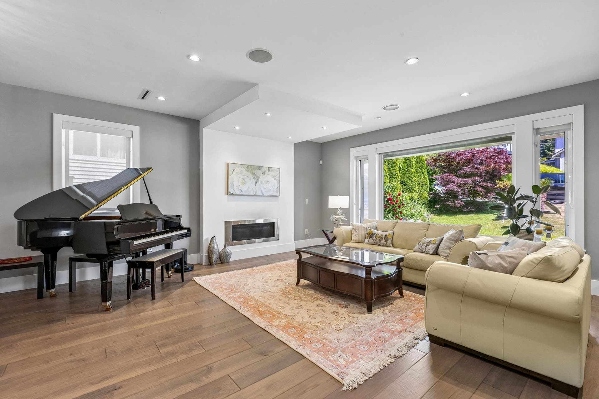 2553 Western Avenue, North Vancouver, V7N 3L2 — photo 2