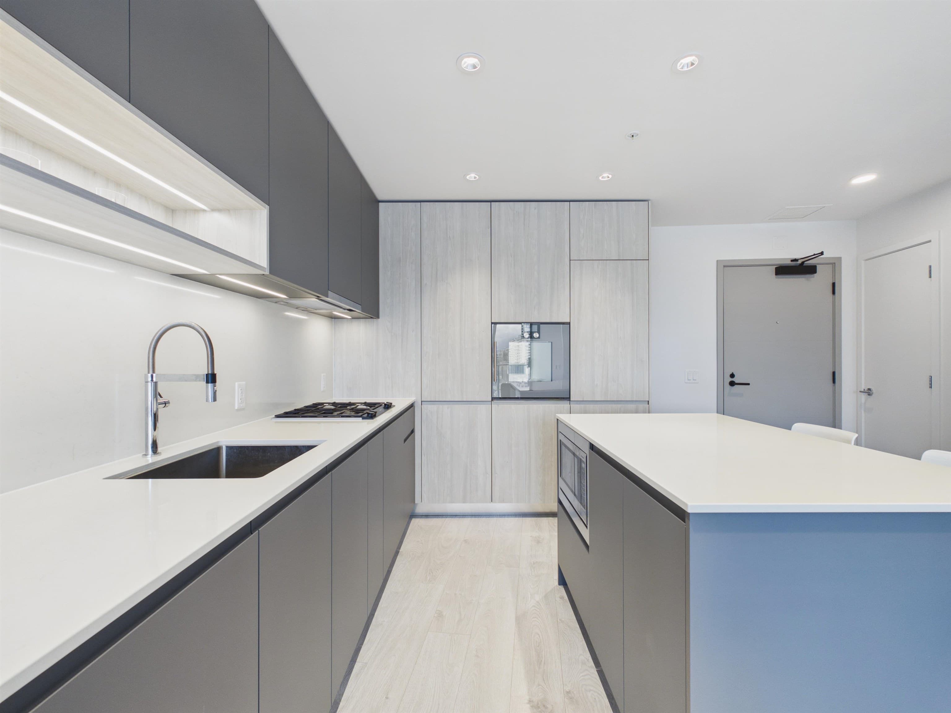637 - 6808 Minoru Boulevard, Richmond, V6Y 0M7 — photo 4