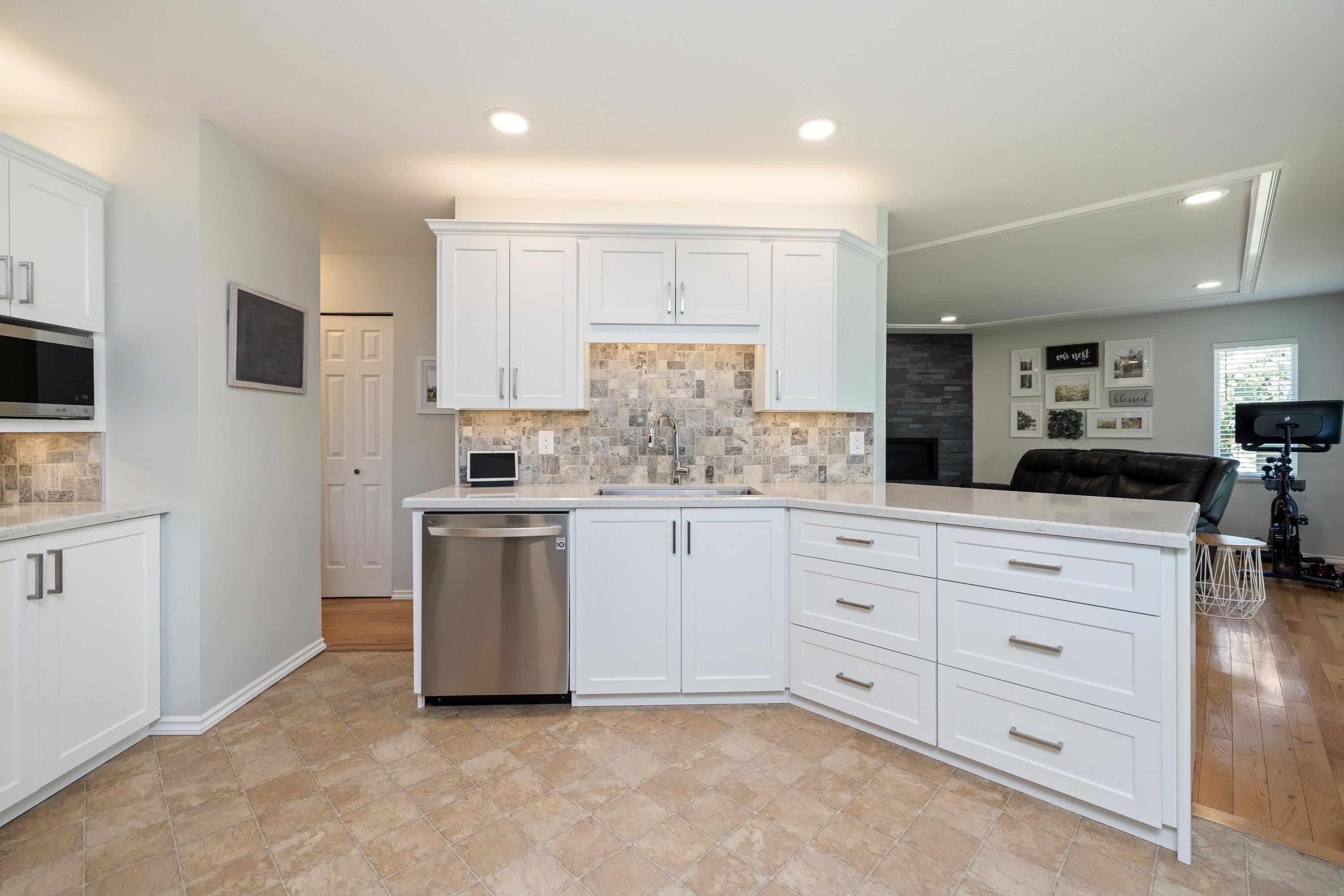 45257 Raven Place, Chilliwack, V2R 2X1 — photo 3