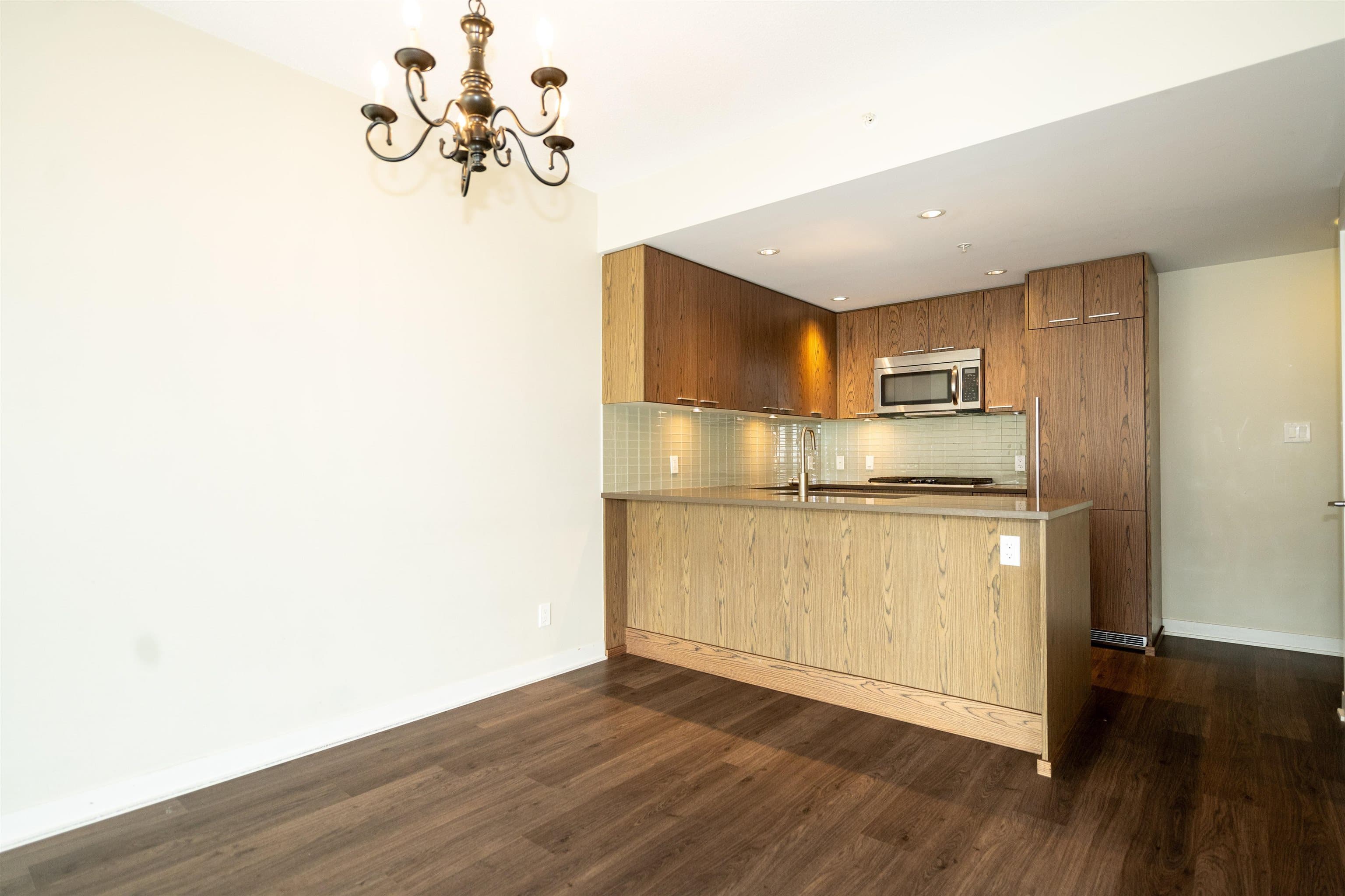 1605 - 2975 Atlantic Avenue, Coquitlam