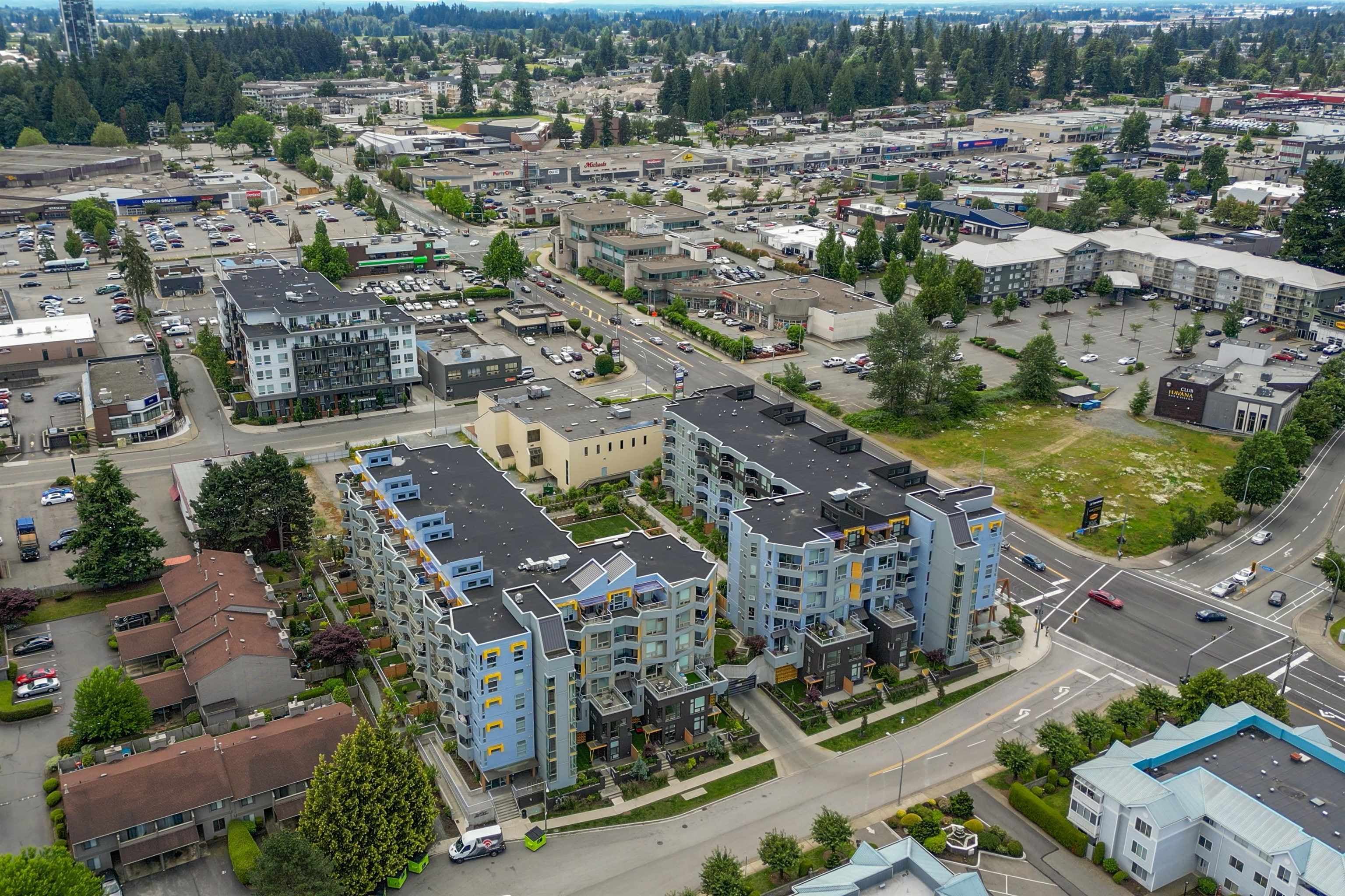 604 - 32838 Landeau Place, Abbotsford, V2S 0M6 — photo 1