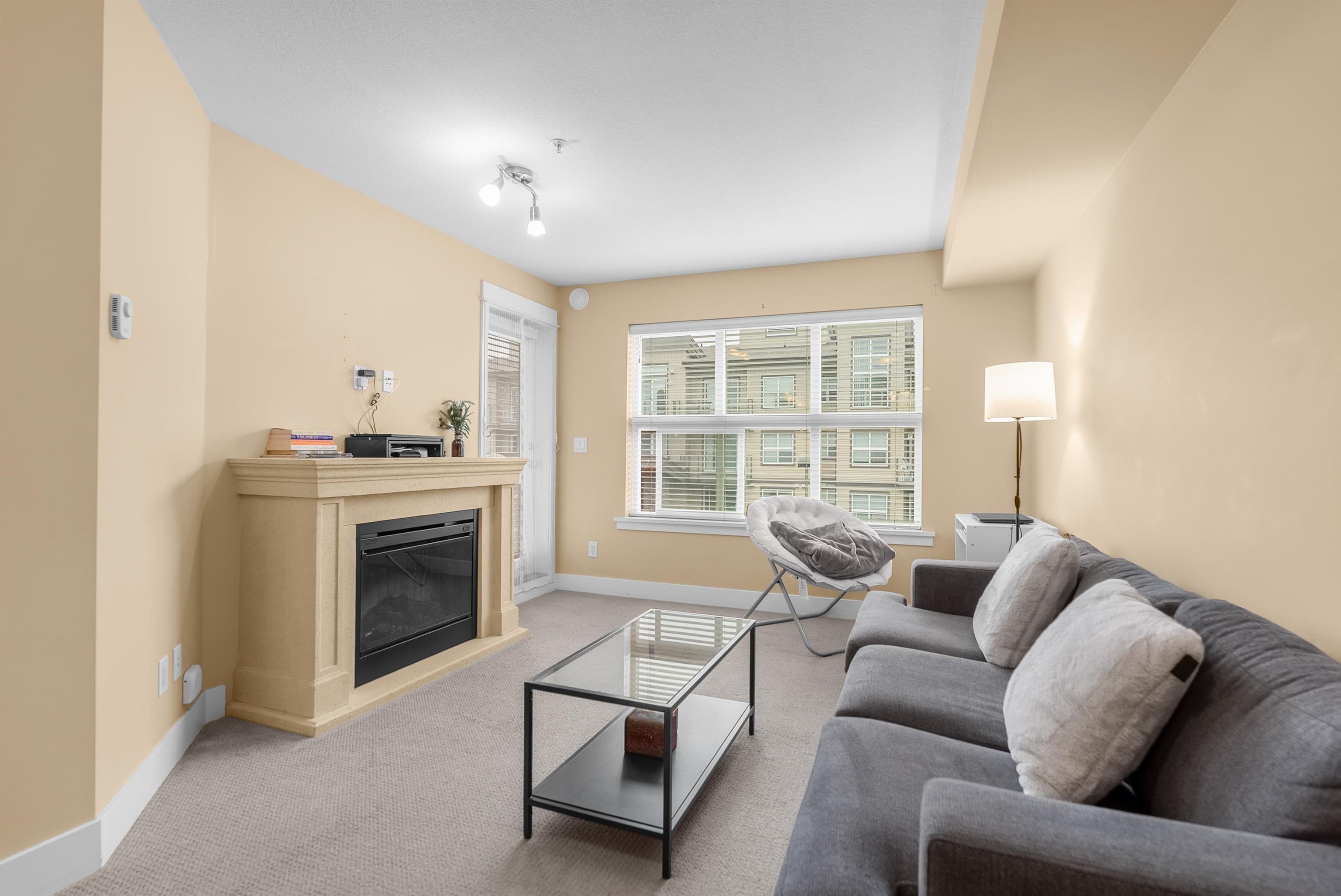 302 - 30525 Cardinal Avenue, Abbotsford, V2T 0A8 — photo 4