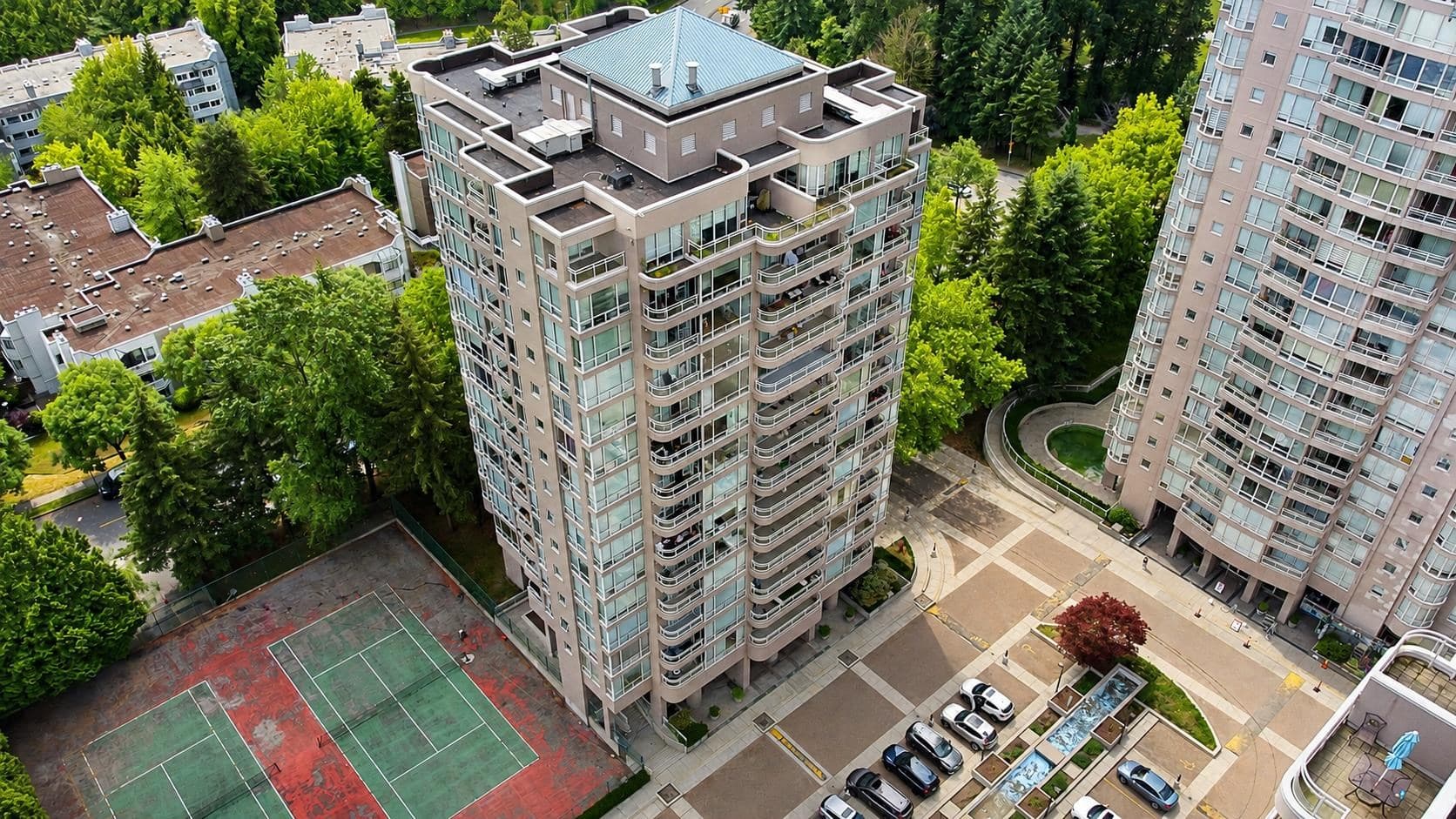 1206 - 9623 Manchester Drive, Burnaby, V3N 4Y8 — photo 2