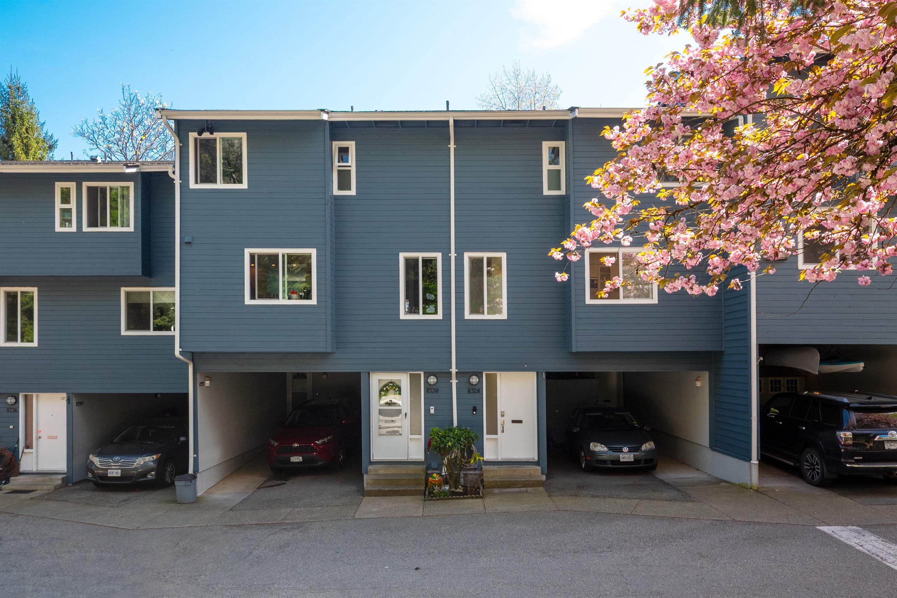 8328 Aspenwood Place, Burnaby