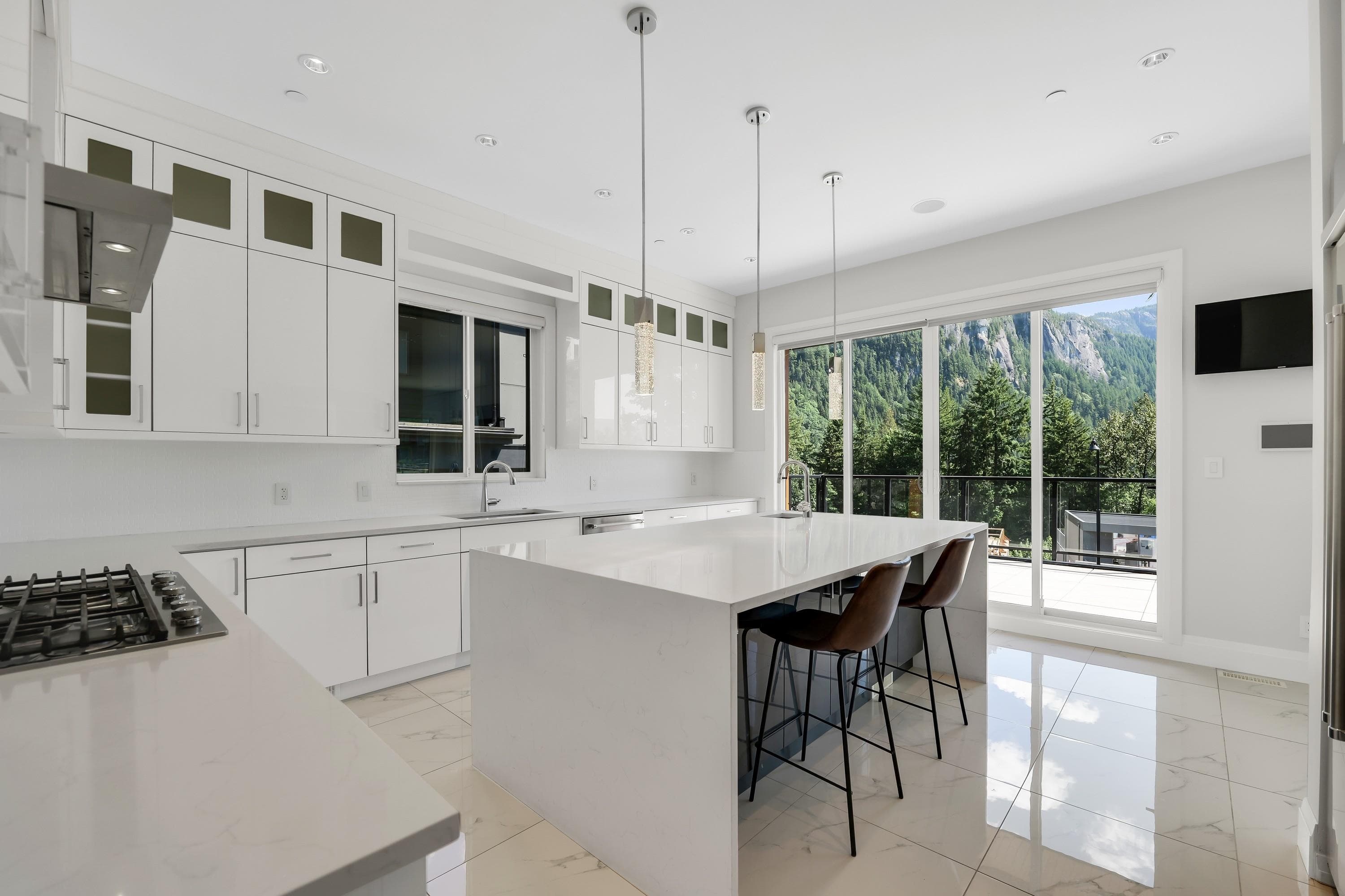 2237 Windsail Place, Squamish, V8B 0T6 — photo 3