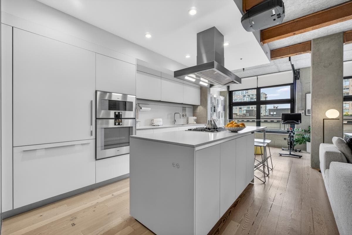 504 - 1180 Homer Street, Vancouver, V6B 2X6 — photo 3
