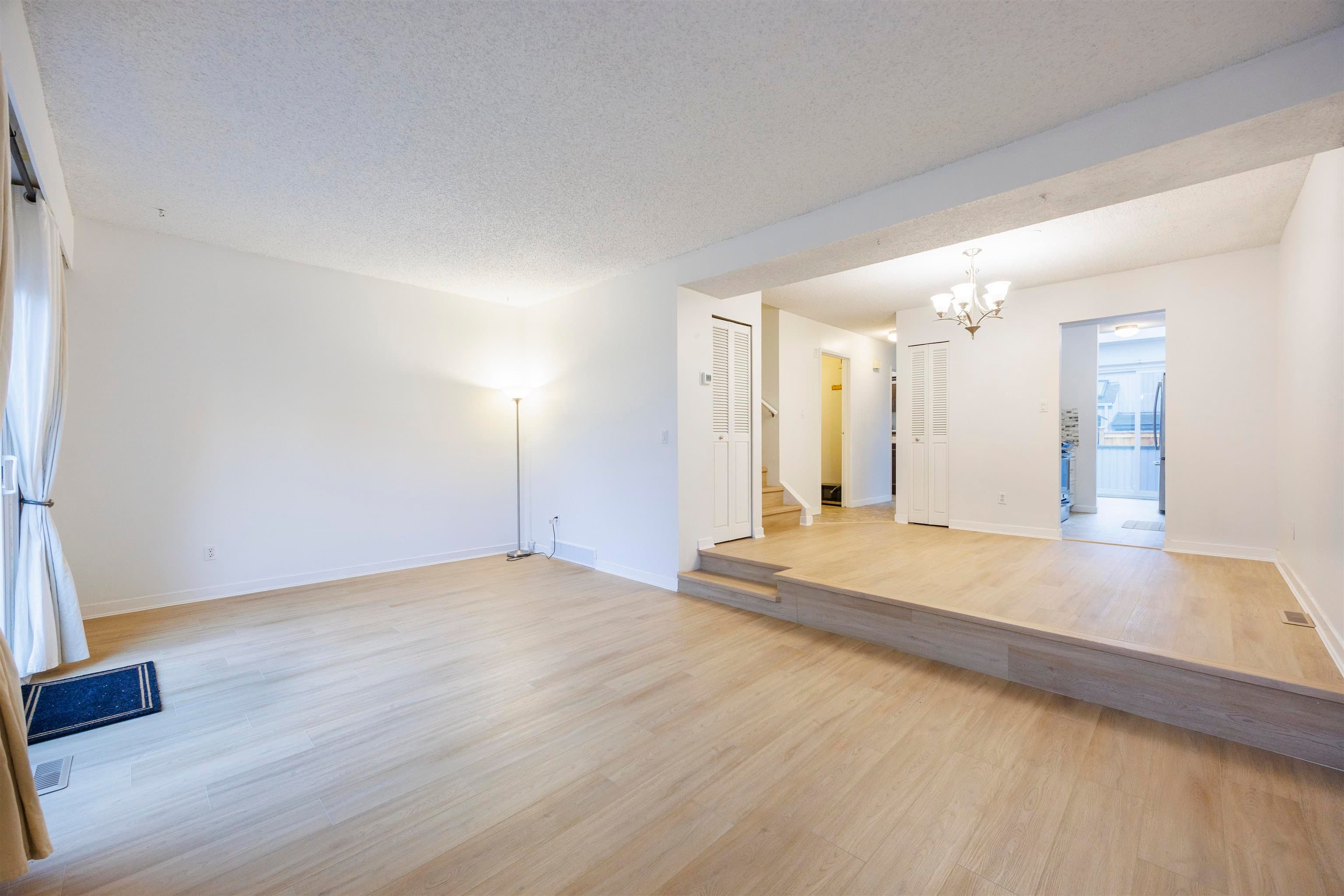 2 - 19022 119b Avenue, Pitt Meadows, V3Y 1X5 — photo 1
