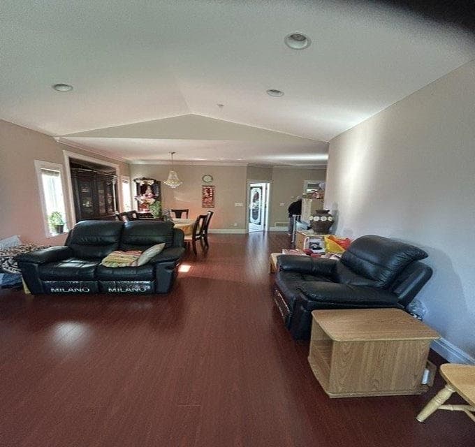 20582 Lorne Avenue, Maple Ridge, V2X 1H1 — photo 3