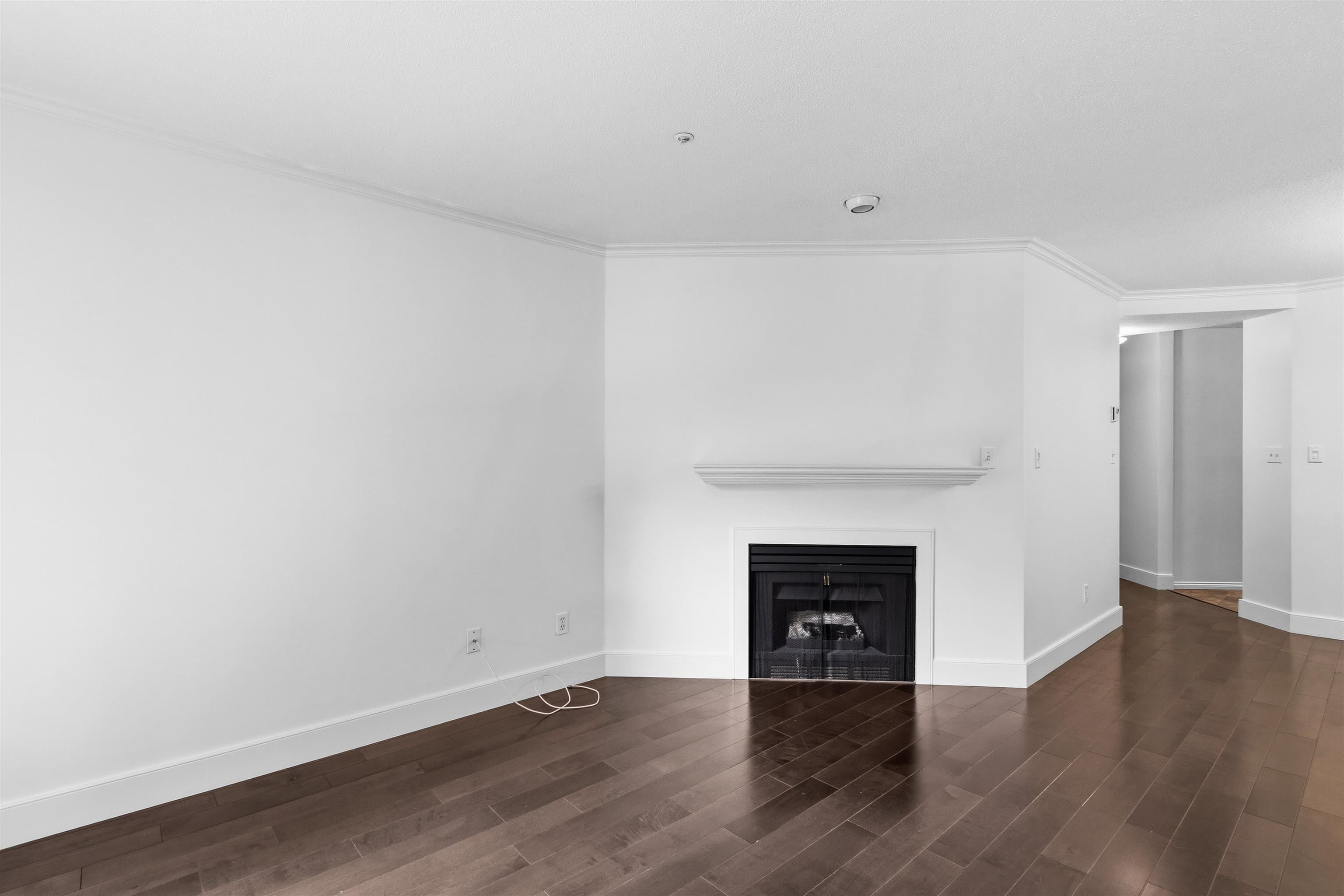 204 - 5656 Halley Avenue, Burnaby, V5H 2P8 — photo 2