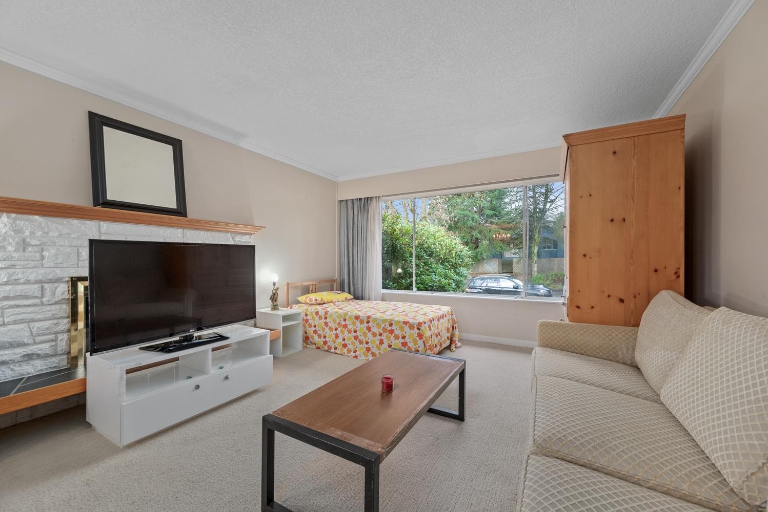 Main Floor - 3845 W 14 Avenue, Vancouver, V6R 2X1 — photo 2