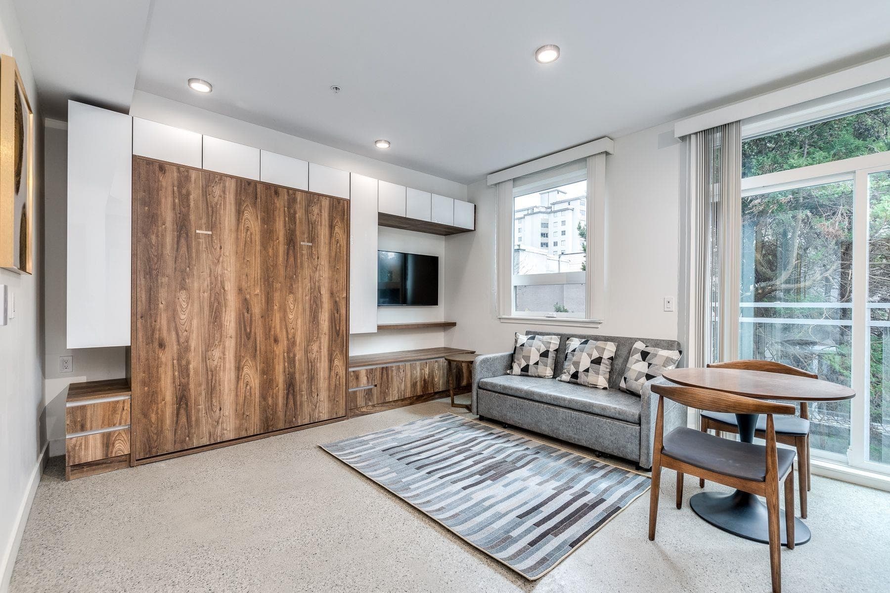 202 - 1170 Barclay Street, Vancouver, V6E 1H1 — photo 2