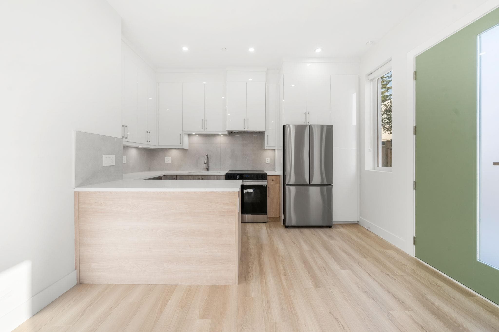 1 - 3583 Haida Drive, Vancouver, V5M 3Y9 — photo 4