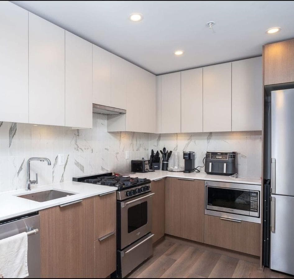 217 - 645 Como Lake Avenue, Coquitlam, V3J 0N9 — photo 5