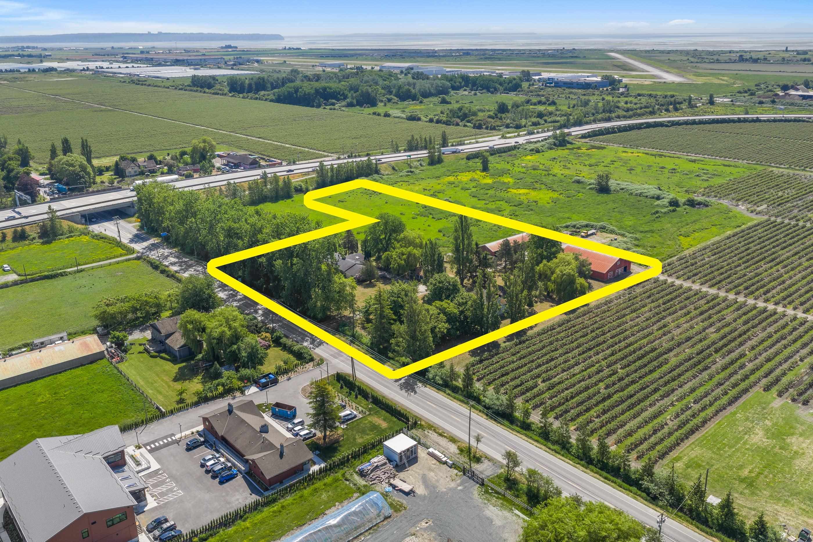 7064 Ladner Trunk Road, Delta