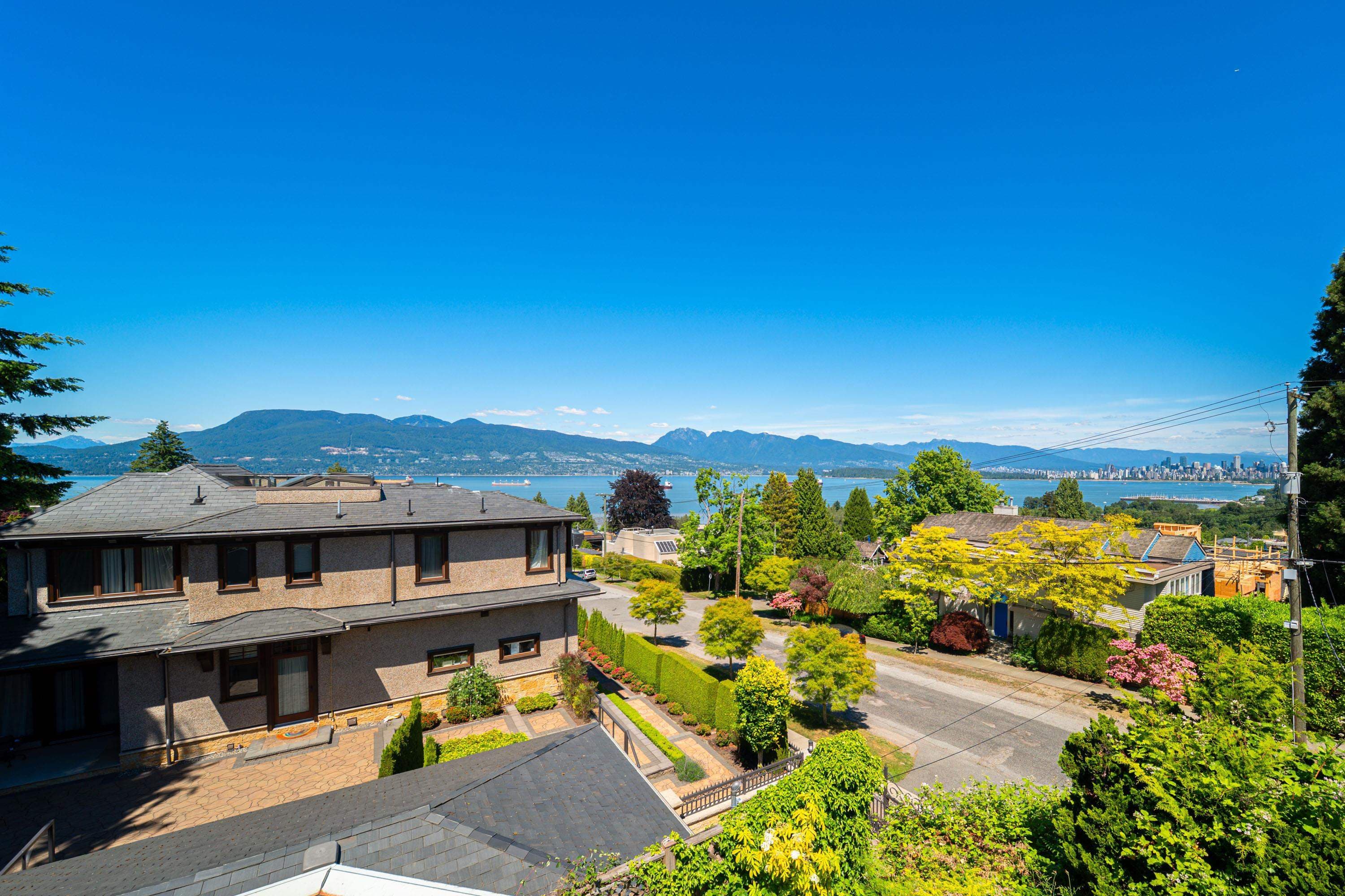 1937 Tolmie Street, Vancouver, V6R 4C1 — photo 4
