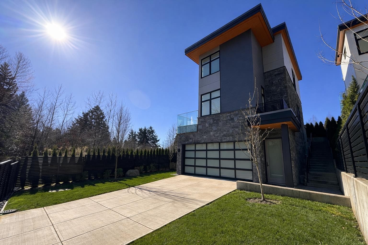 598 Arthur Erickson Place, West Vancouver, V7T 1J1 — photo 2