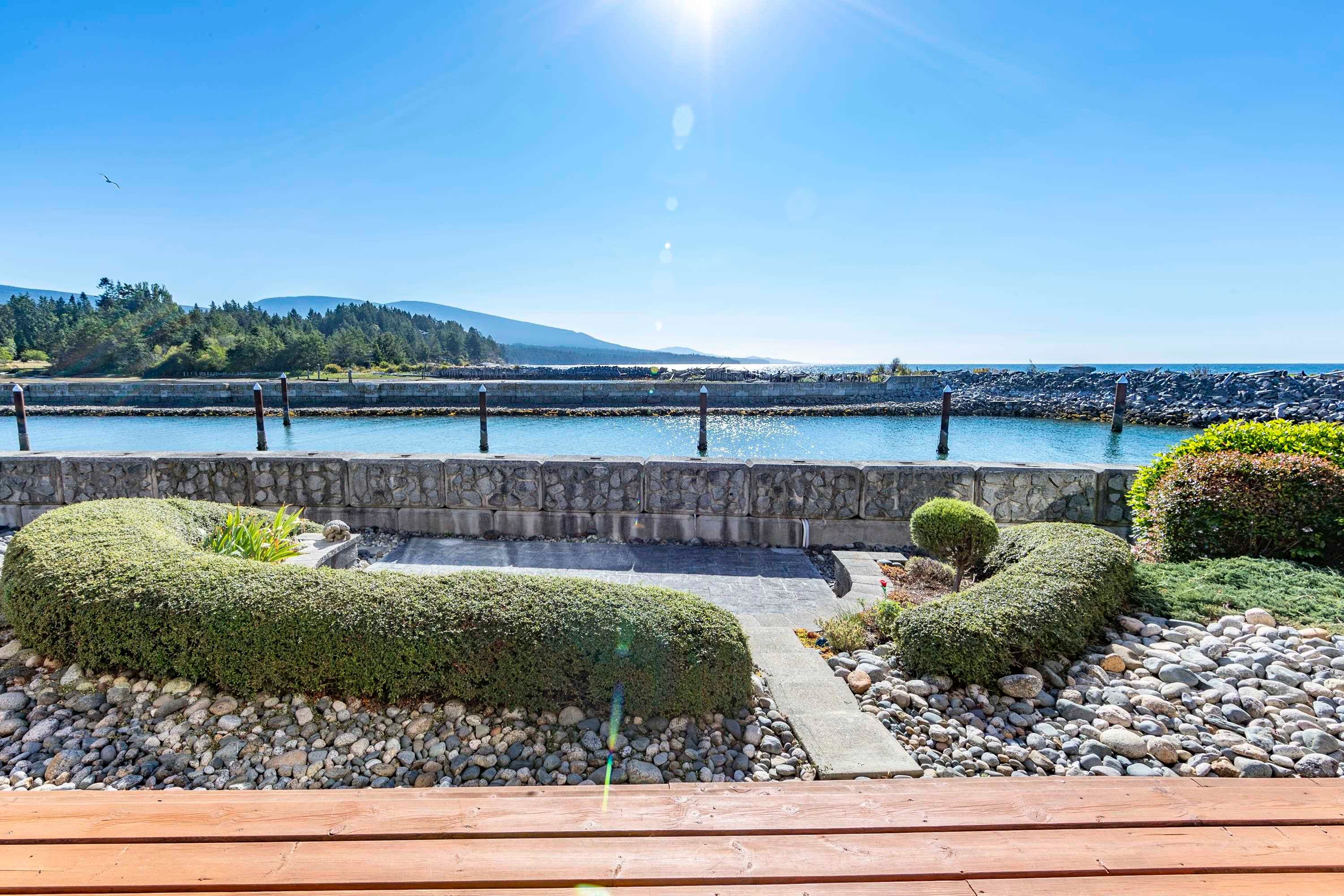 226 - 1585 Field Road, Sechelt, V7Z 0H1 — photo 3