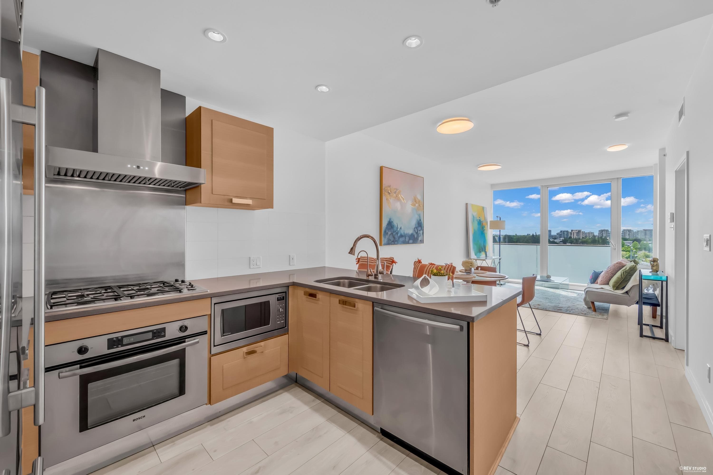 819 - 8080 Cambie Road, Richmond, V6X 0C1 — photo 1
