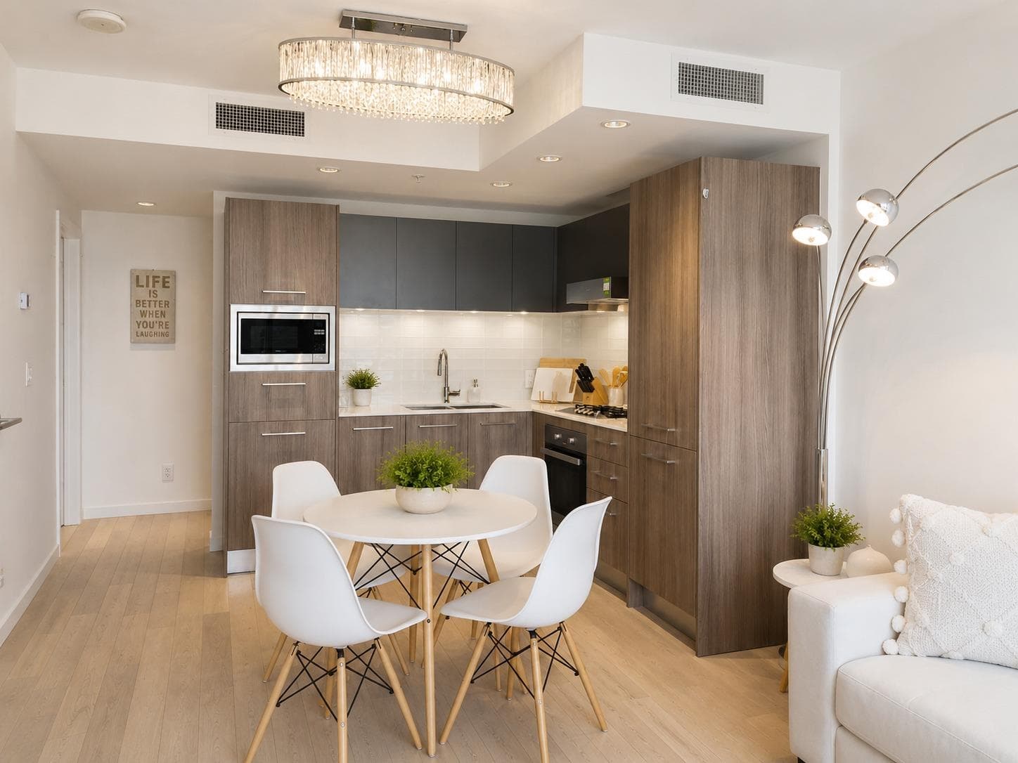 510 - 2220 Kingsway, Vancouver