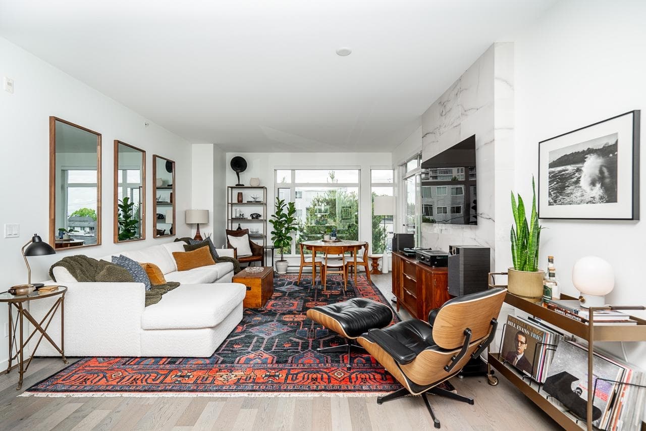 PH9 - 1333 Winter Street, White Rock, V4B 3Y2 — photo 1