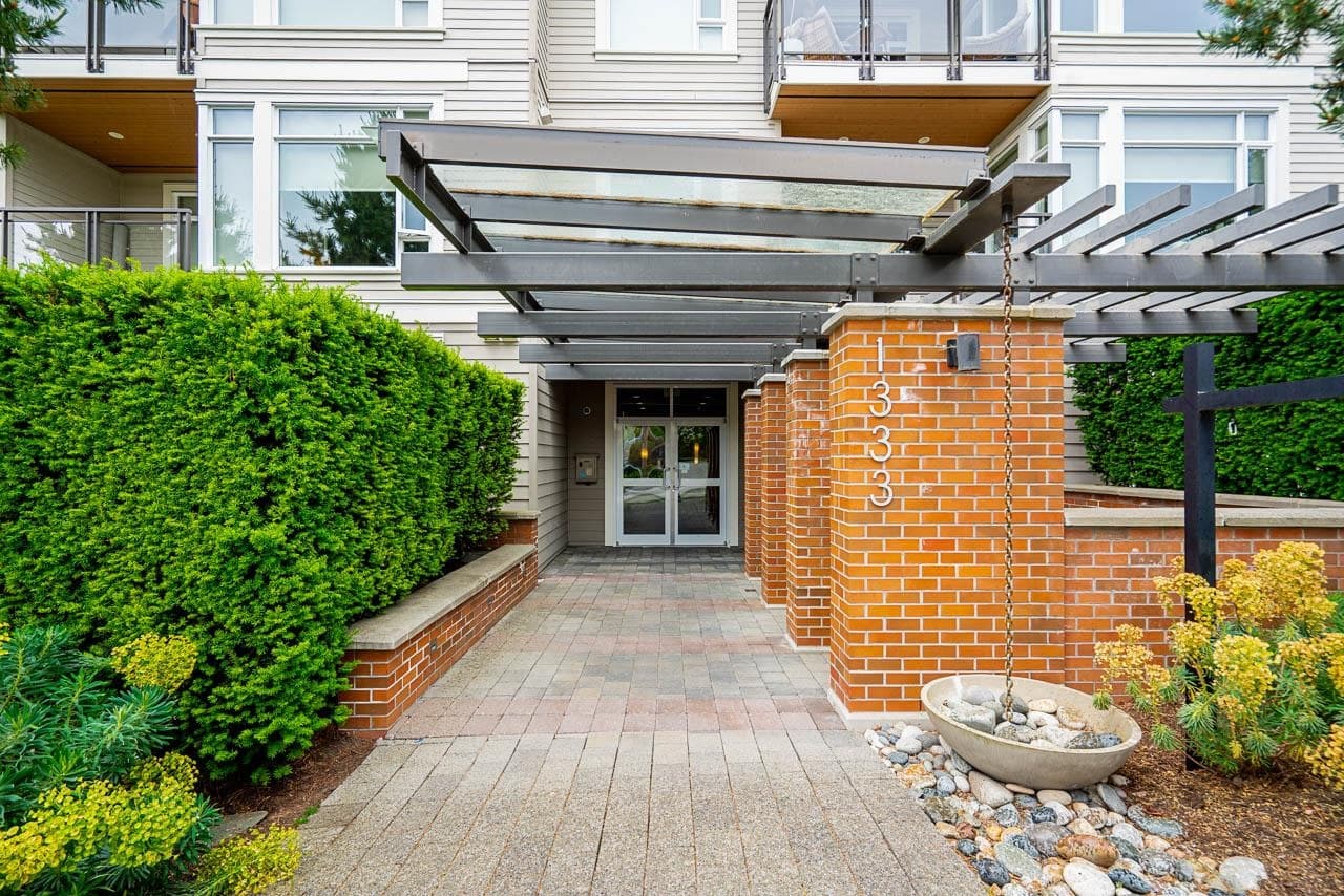 PH9 - 1333 Winter Street, White Rock, V4B 3Y2 — photo 4