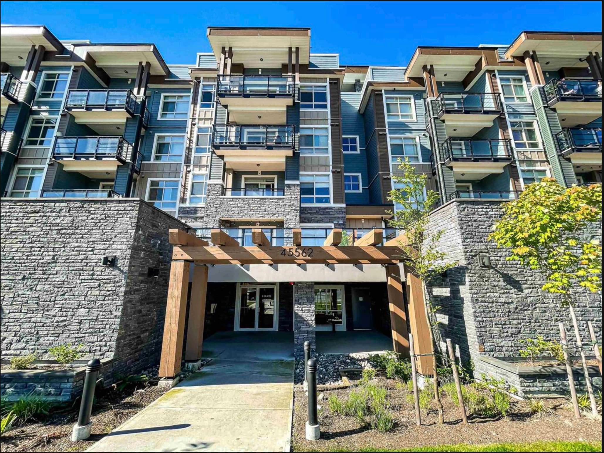 403 - 45562 Airport Road, Chilliwack