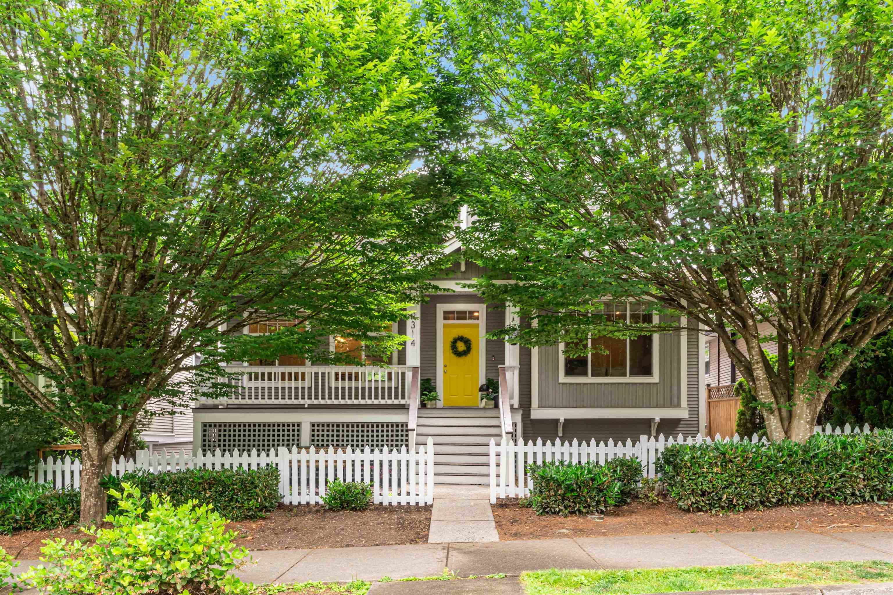 9314 216 Street, Langley