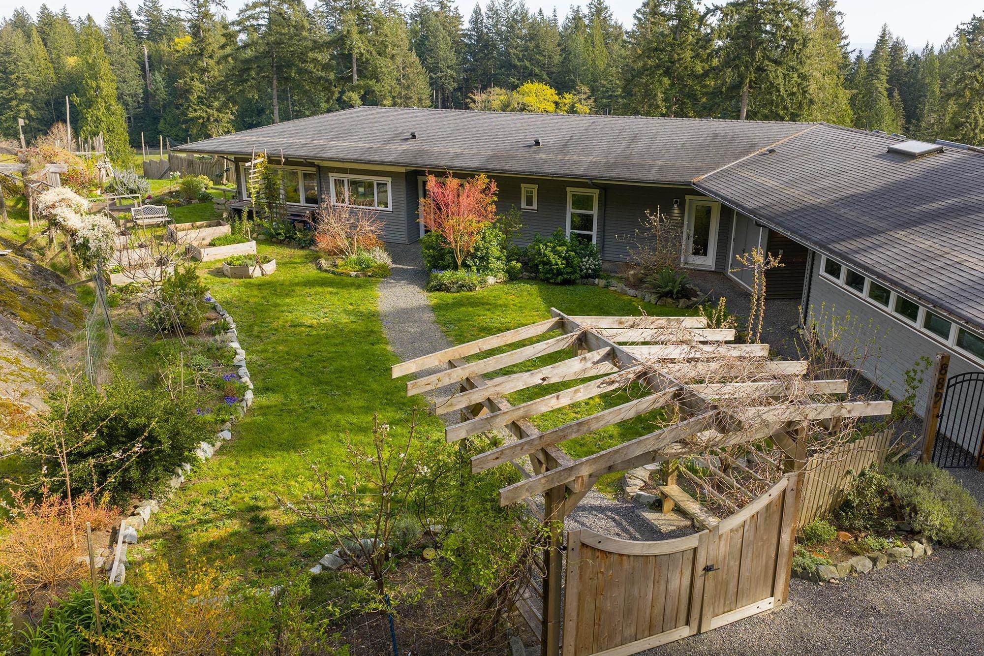889 Cowan Point Drive, Bowen Island