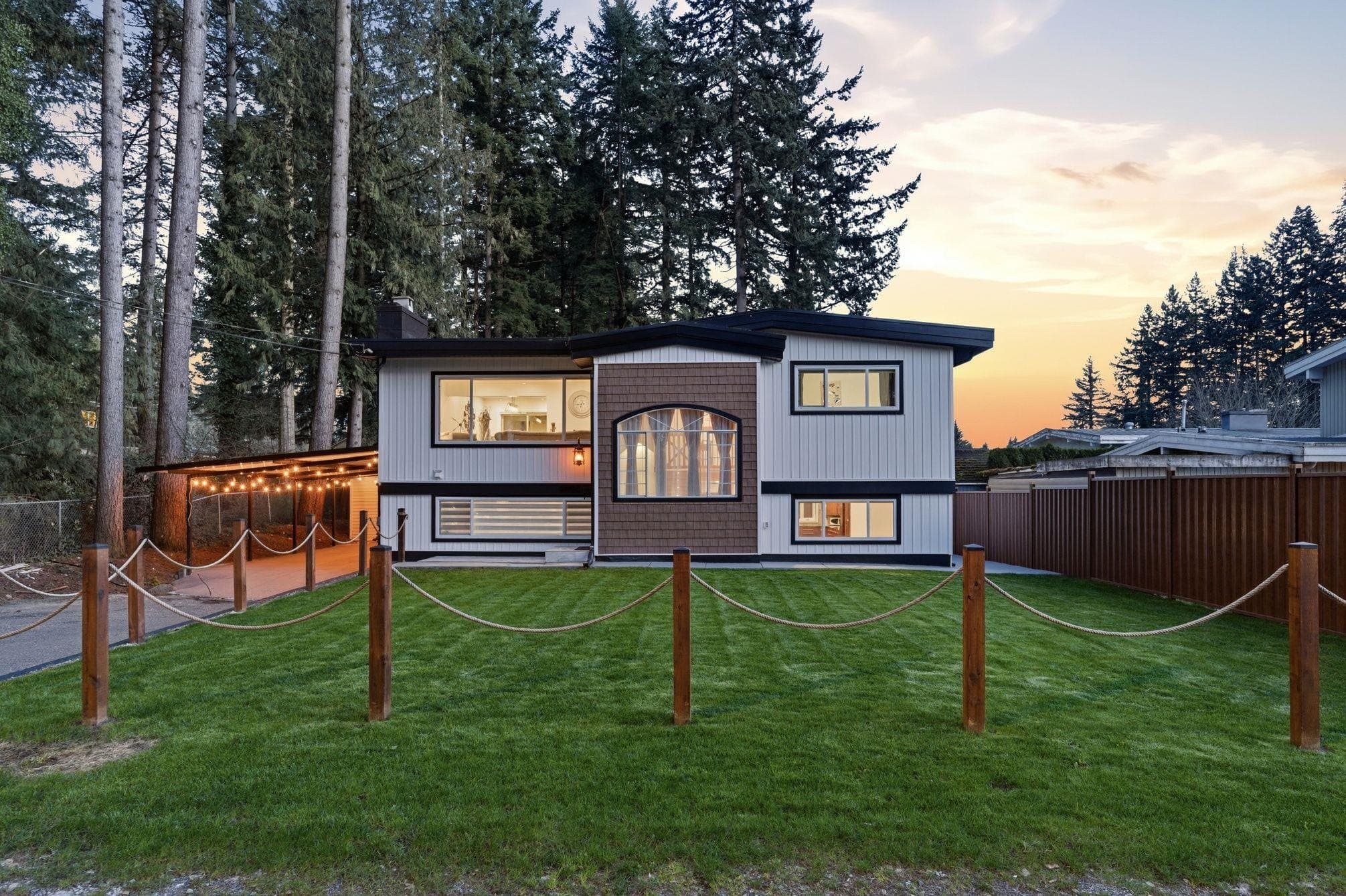 34694 Beverley Crescent, Abbotsford, V2S 4M6 — photo 1