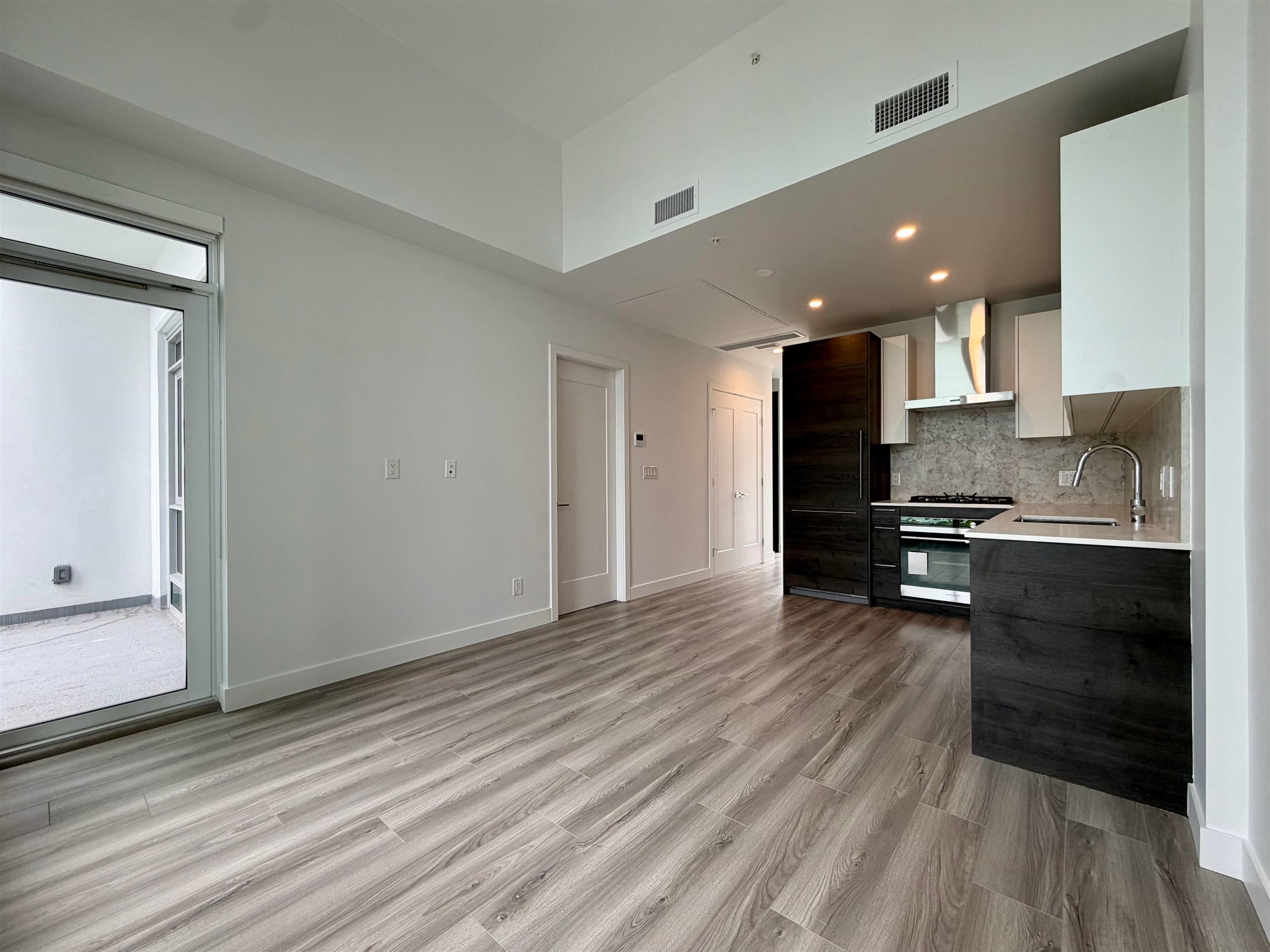 311 - 2381 Beta Avenue, Burnaby, V5C 0P7 — photo 3