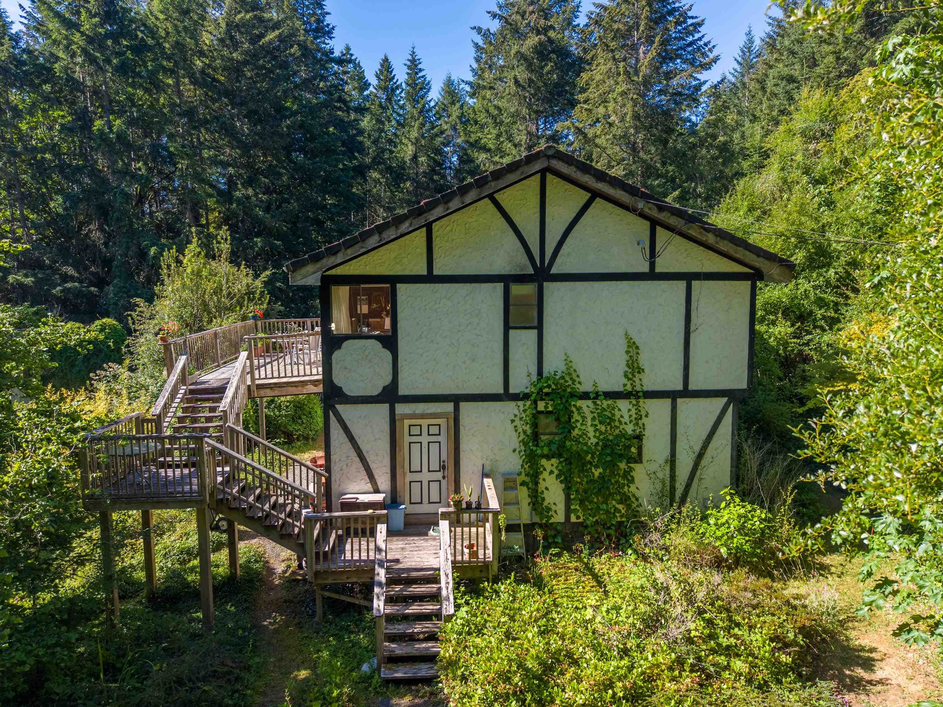 380 S Warbler Road, Galiano Island
