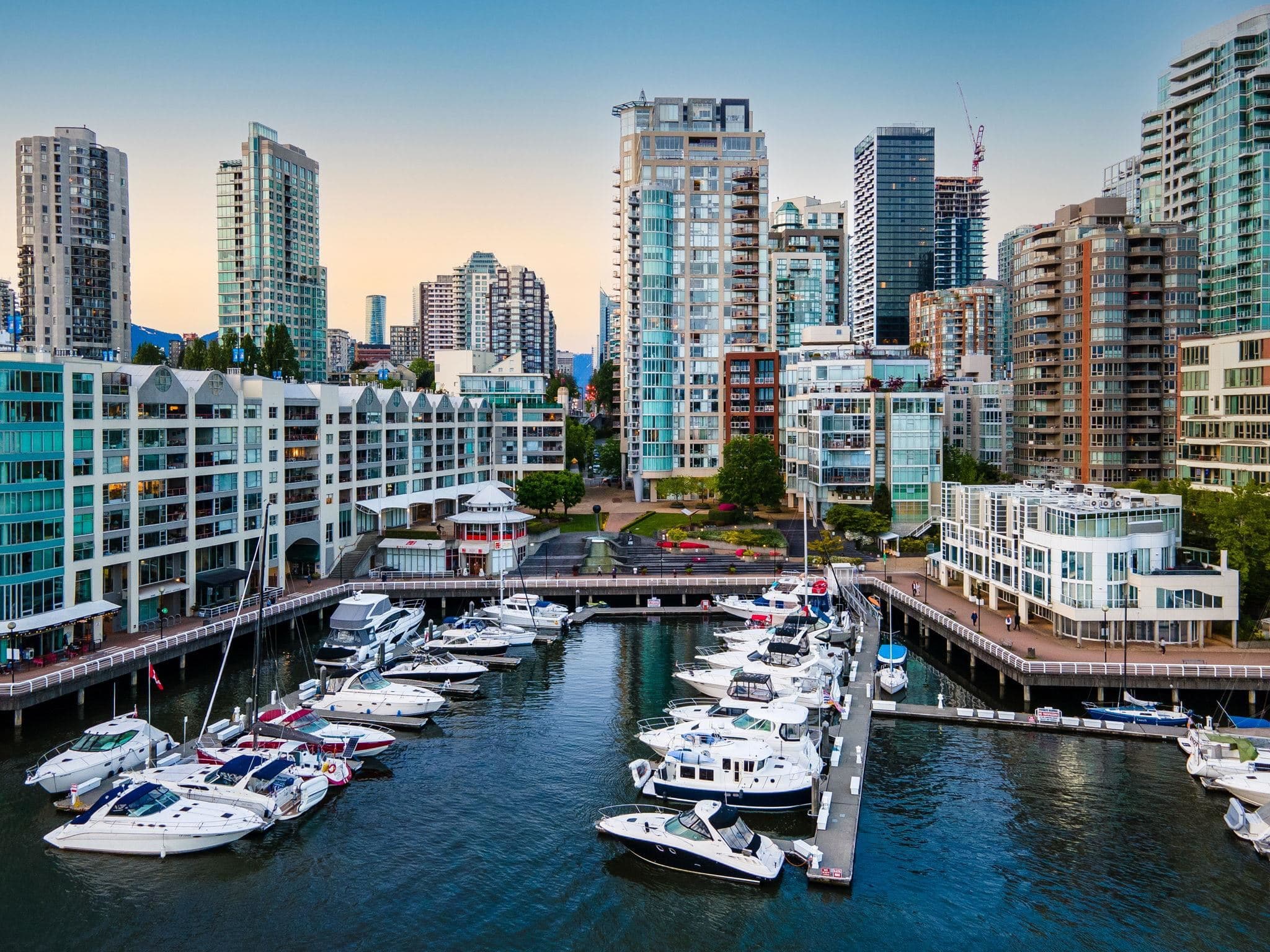 1005 - 1000 Beach Avenue, Vancouver, V6E 4M2 — photo 1