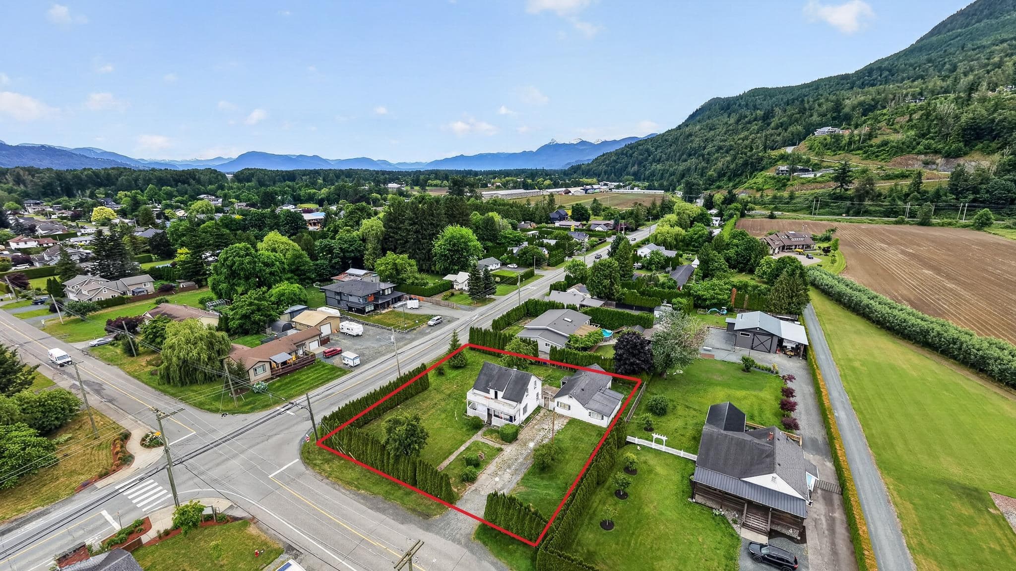 4392 Wilson Road, Yarrow, V2R 5C6 — photo 1
