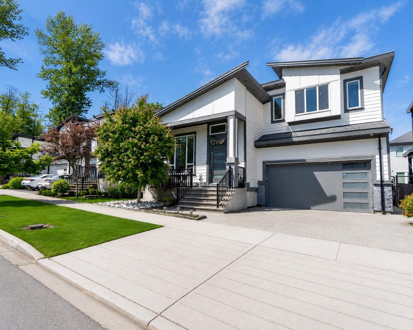 5921 140b Street, Surrey, V3X 0J3 — photo 1