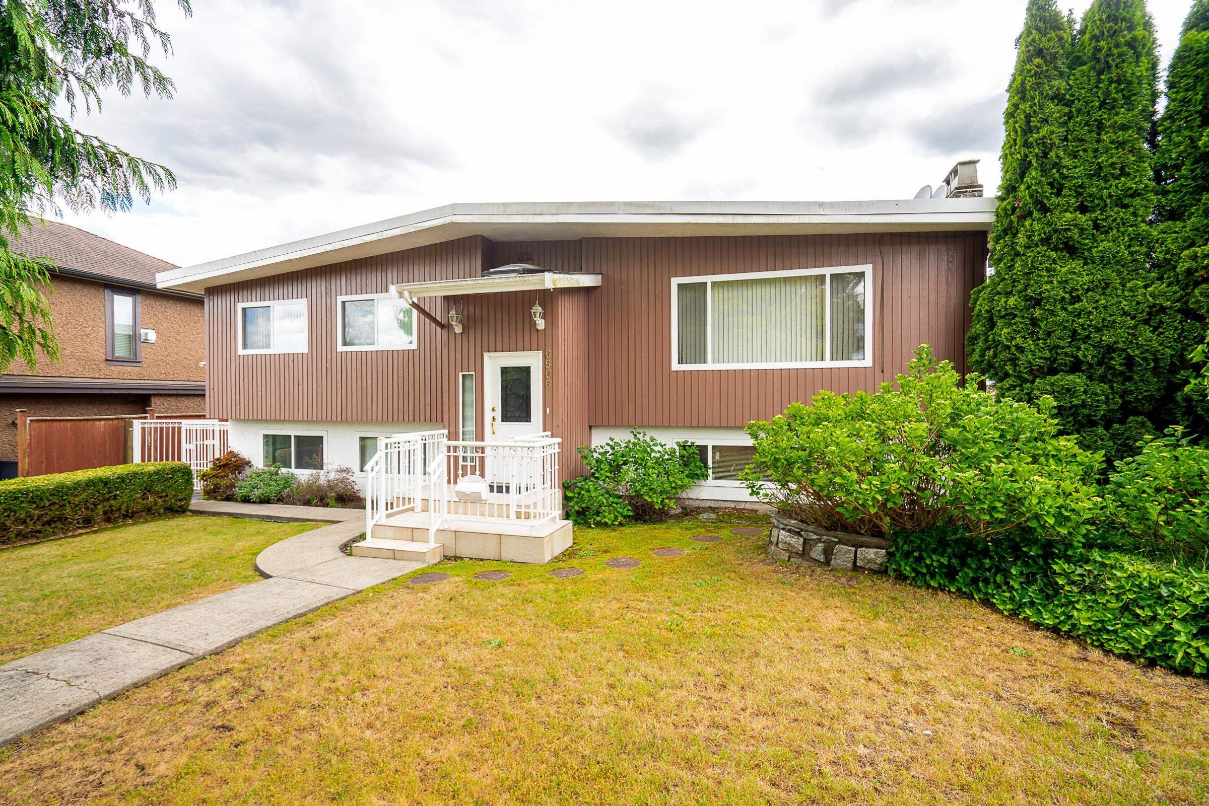 6565 Sumas Drive, Burnaby