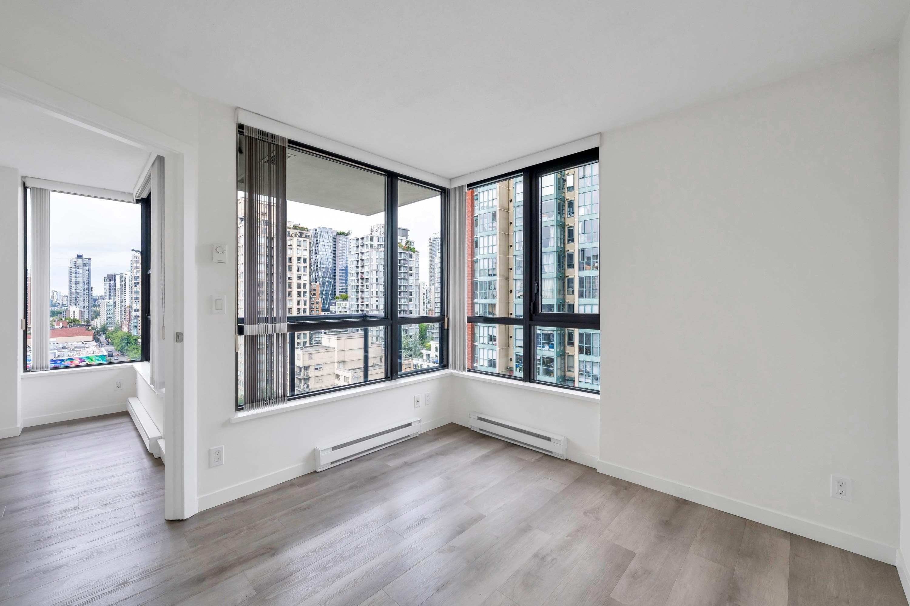 1601 - 928 Homer Street, Vancouver, V6B 1T7 — photo 2