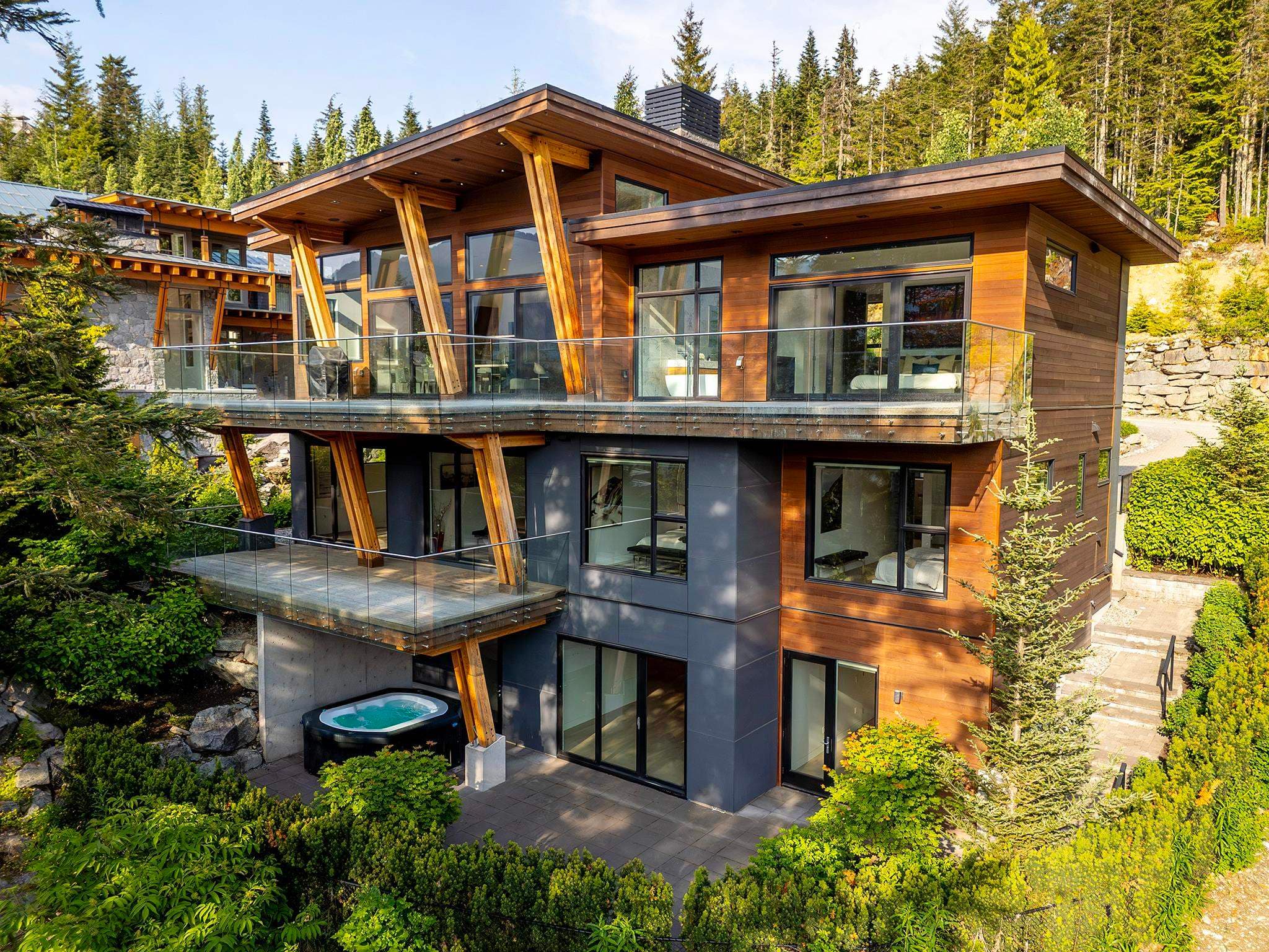 2909 Kadenwood Drive, Whistler